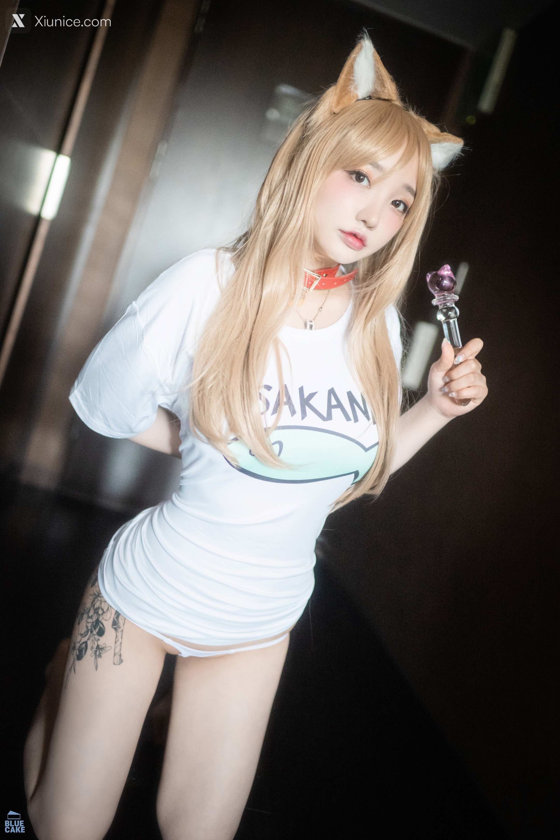 BLUECAKE Son Ye-Eun (손예은) – Puss Puss (+RED Ver + COSPLAY) 4K