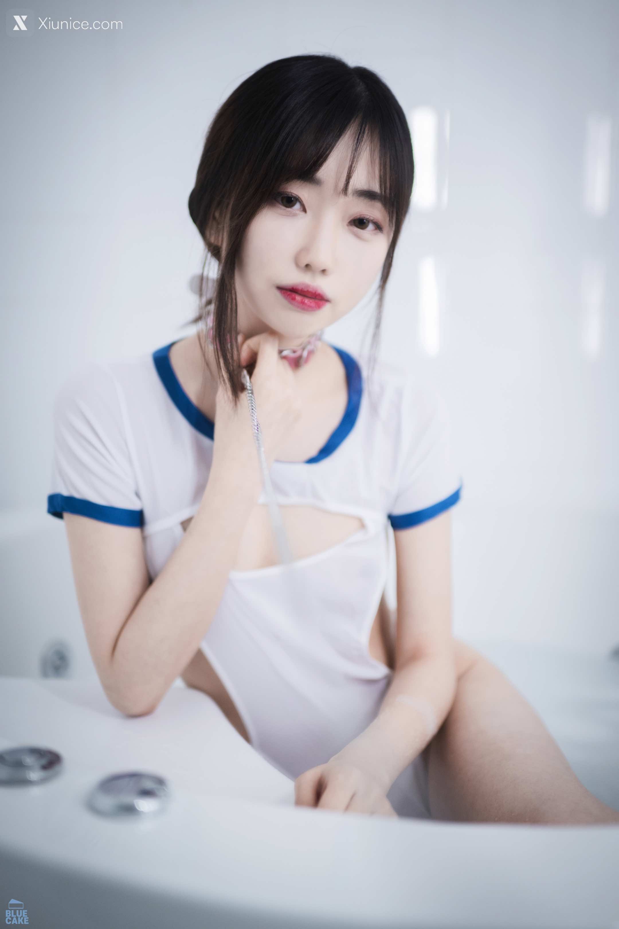 BLUECAKE Kim Ji-won (김지원) – White One + RED.Ver 4K