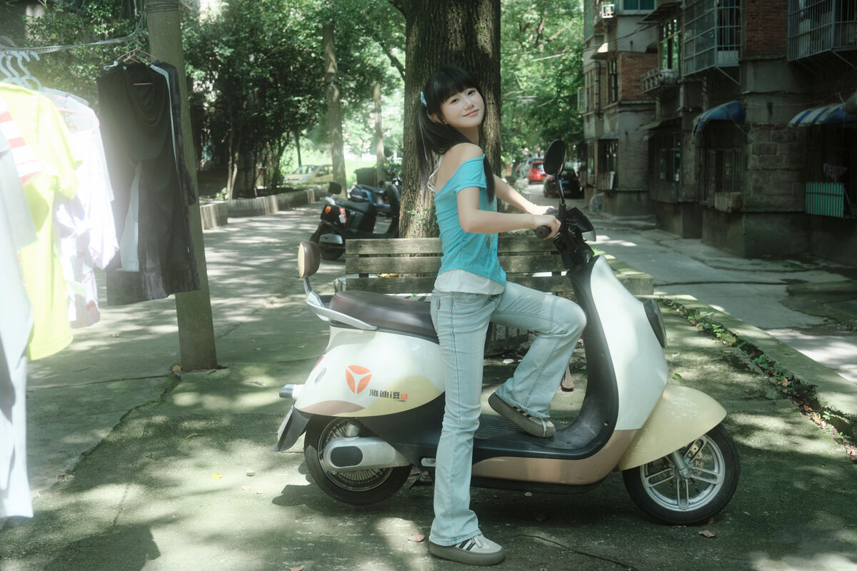 YiTuYu艺图语 Vol.10601 Rou Song Bao 4 YiTuYu艺图语 Vol.10601 Rou Song Bao