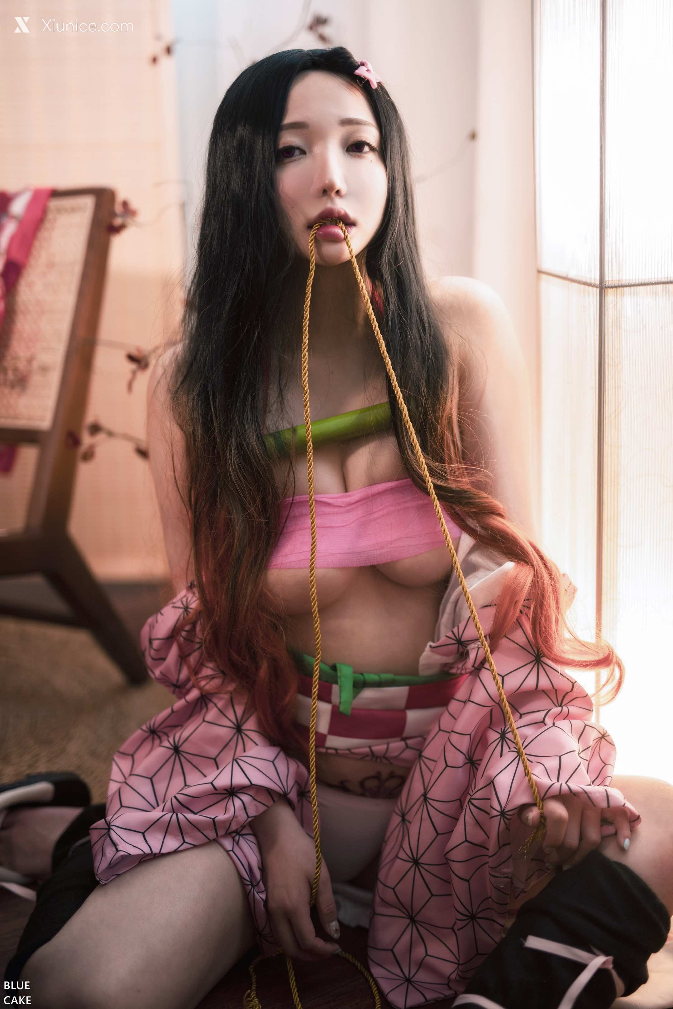 BLUECAKE Son Ye-Eun (손예은) – Pink Oni 4K