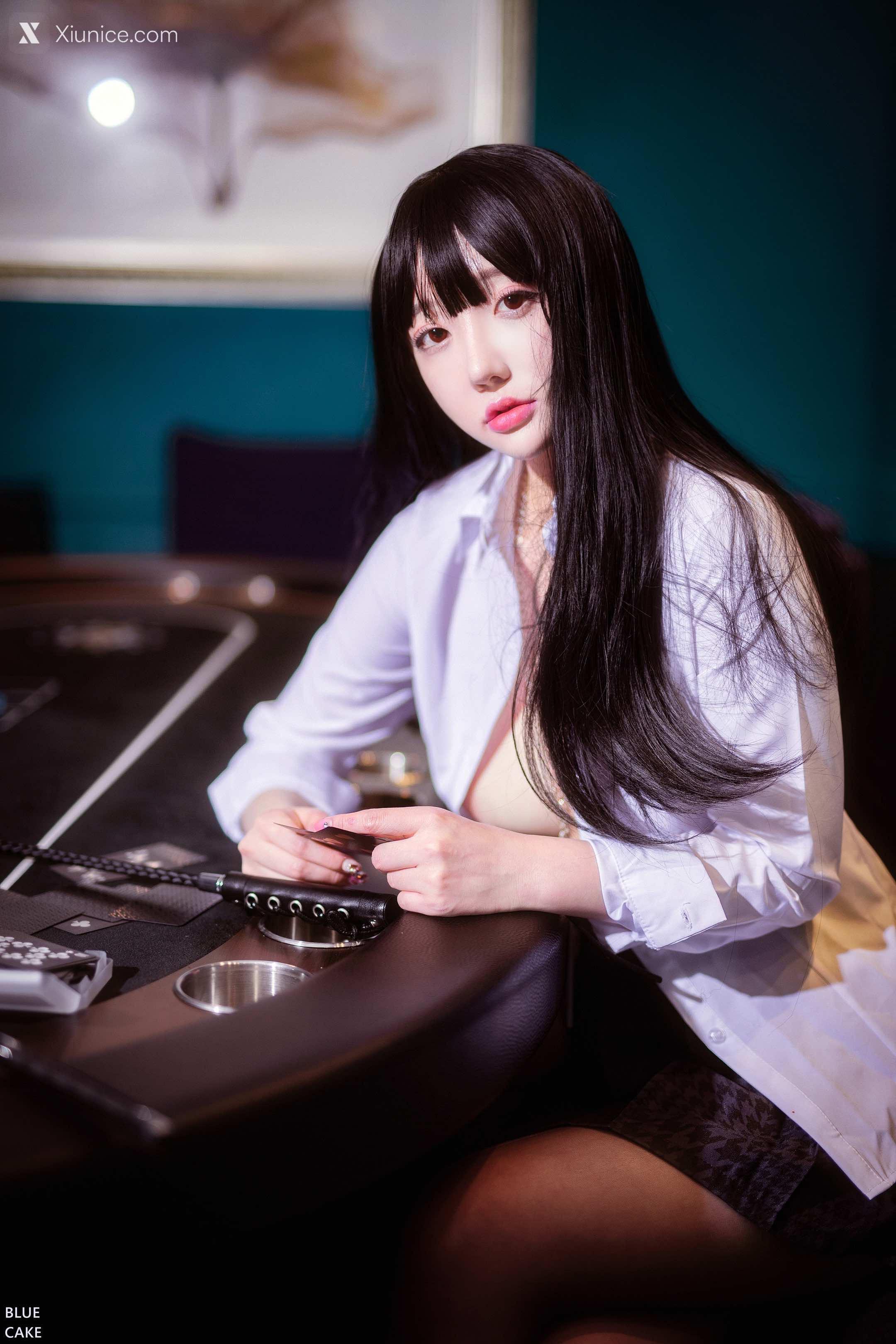 BLUECAKE Son Ye-Eun (손예은) – Hardcore Gambling 4K
