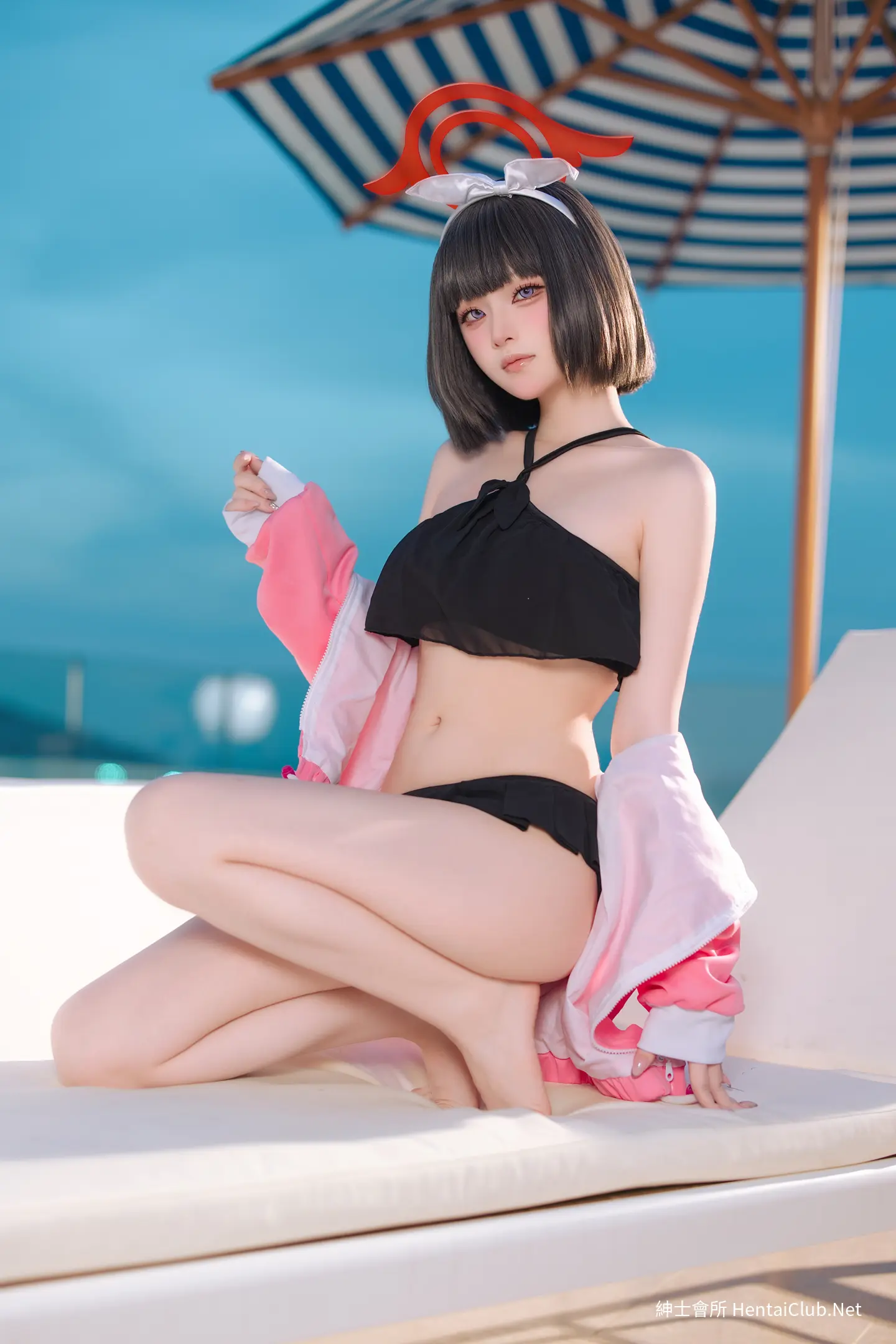 屿鱼 碧蓝档案 静山真白 泳装