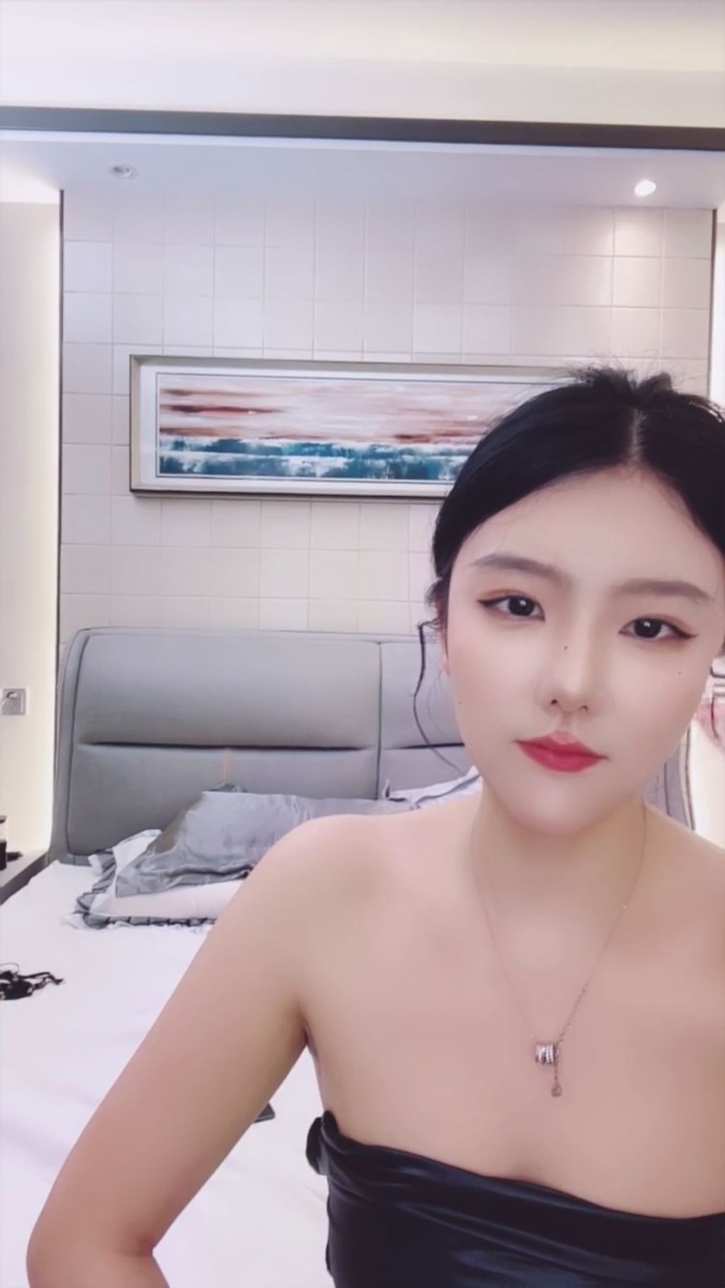 兔兔奶奶： 双气质女神 全尺度大秀录播