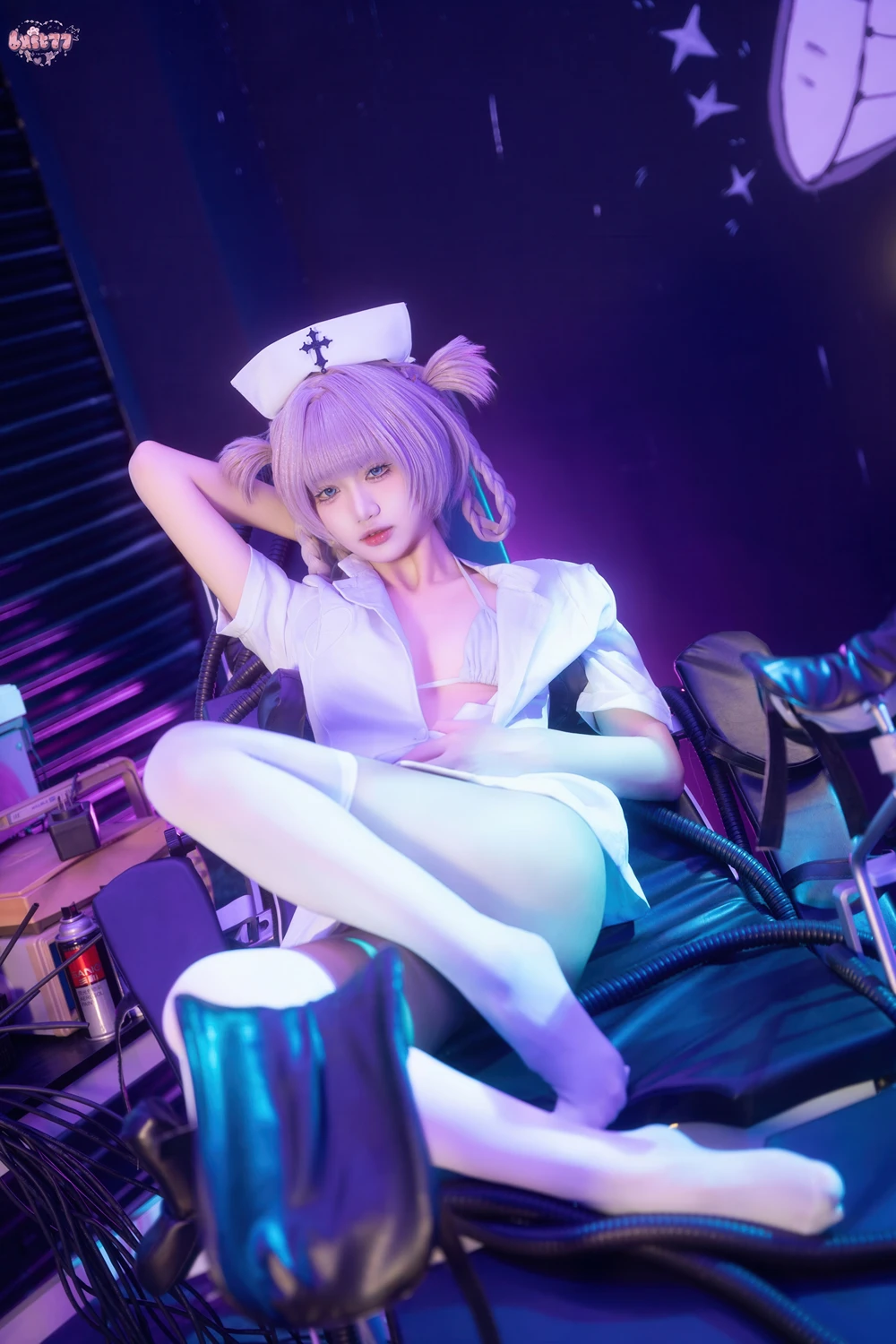 Cosplay 柒柒要乖哦 – 彻夜之歌 护士服小荠