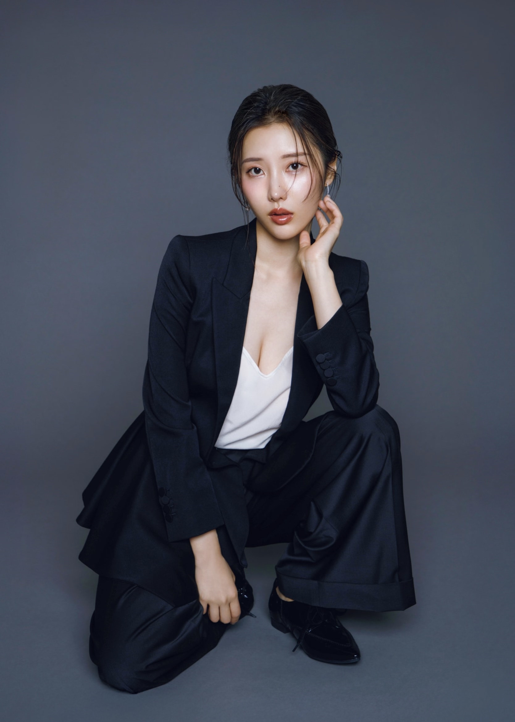 [Photobook] 志崎樺音1st写真集 unplugged