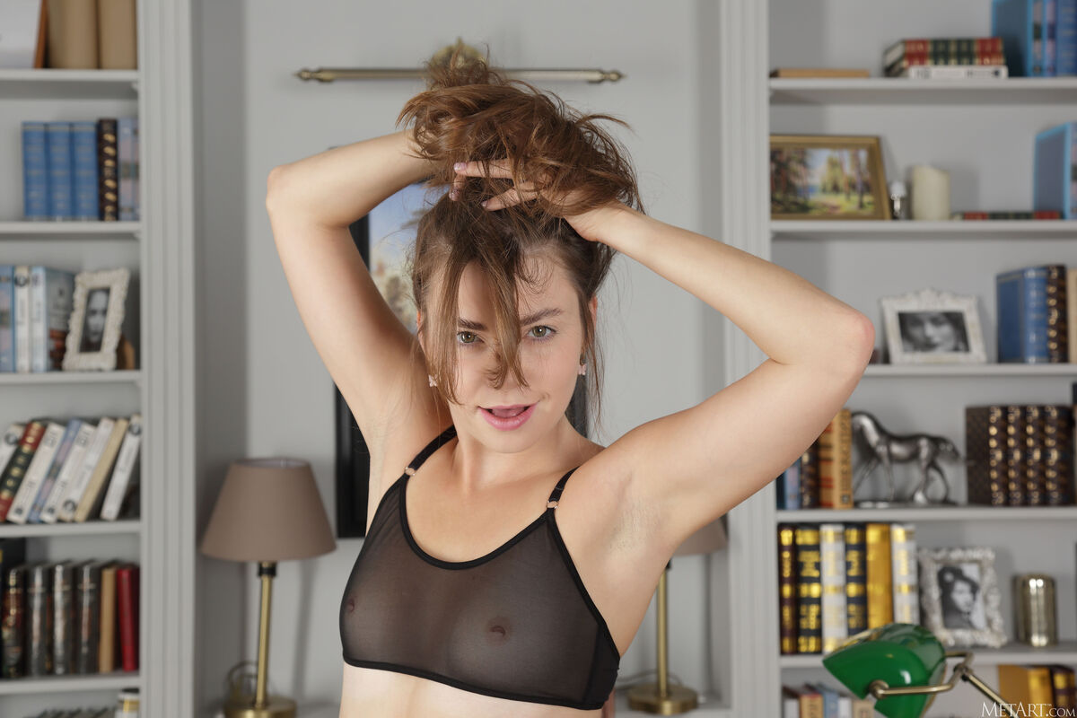 MetArt Julia Morozzi - Executive Seductress Part01