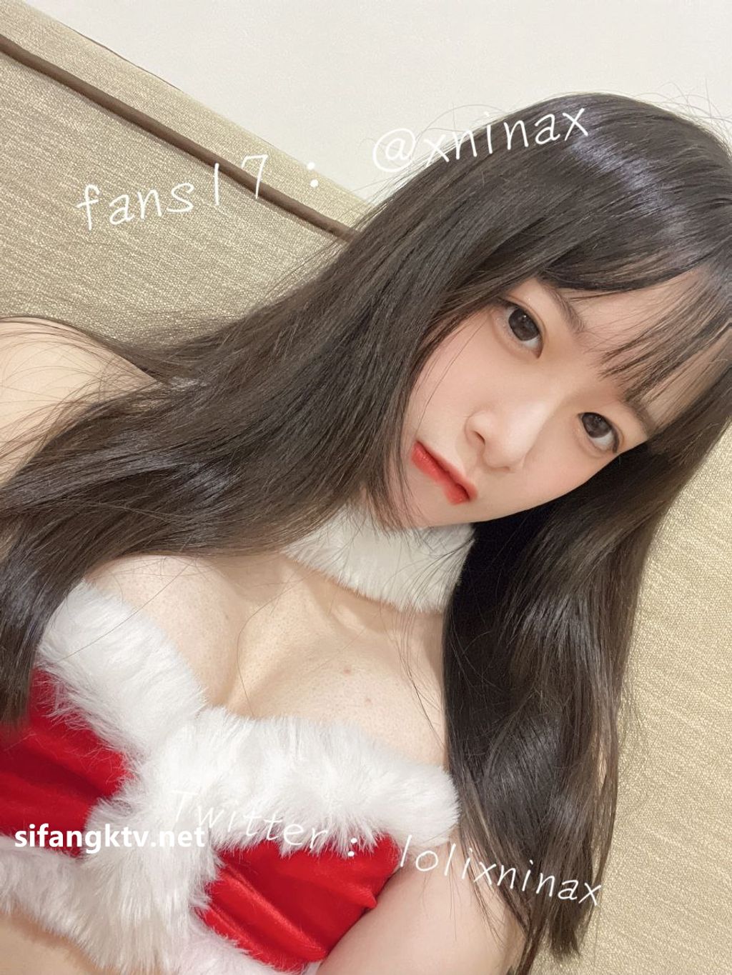 lolixnixax(小只马妮娜): 超级可爱的双马尾福利姬 #01 111 lolixnixax(小只马妮娜): 超级可爱的双马尾福利姬 #01