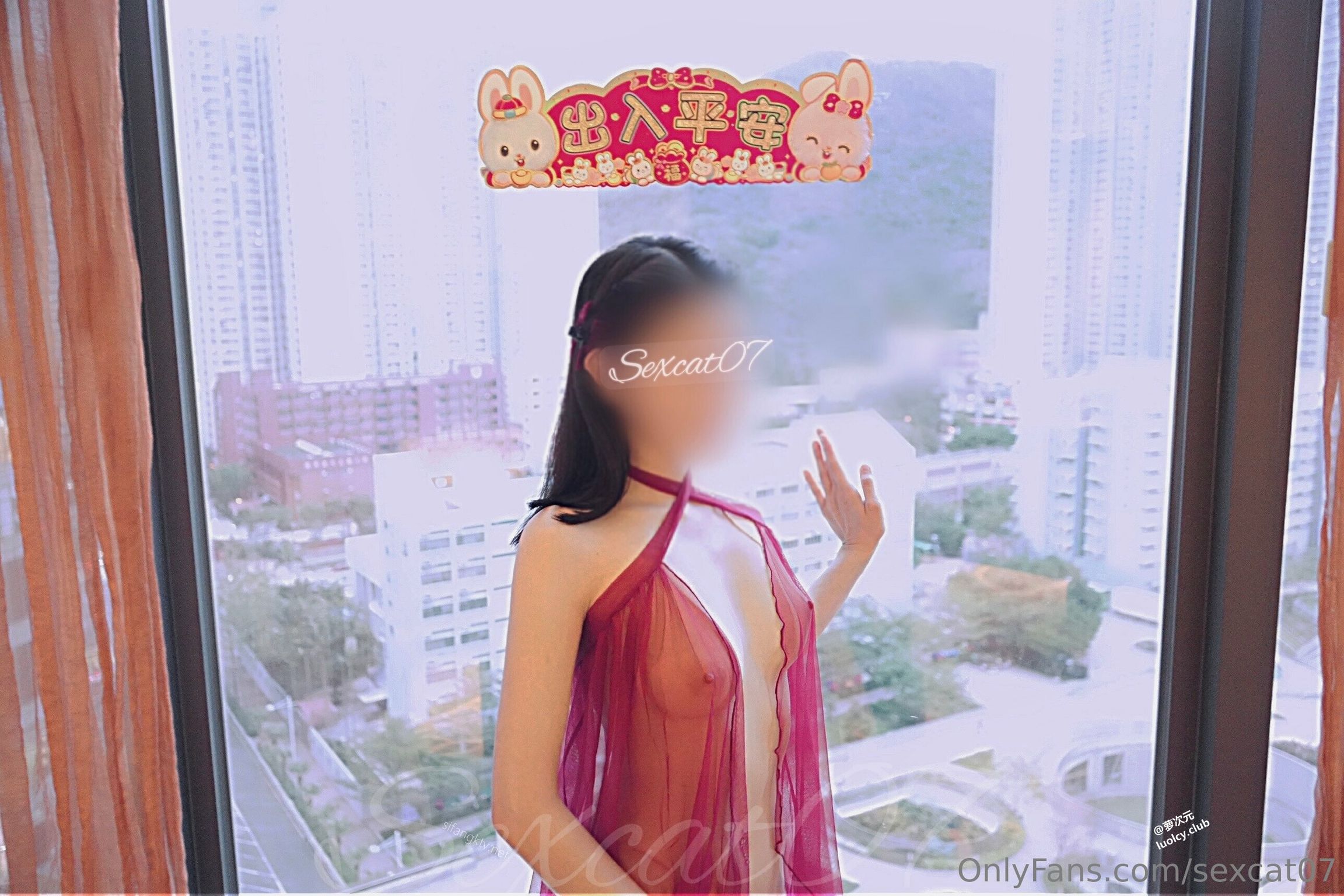 [OtherXXX] Sexcat(性感的猫)： OF究极绿帽骚妻 健身室大乱交混战