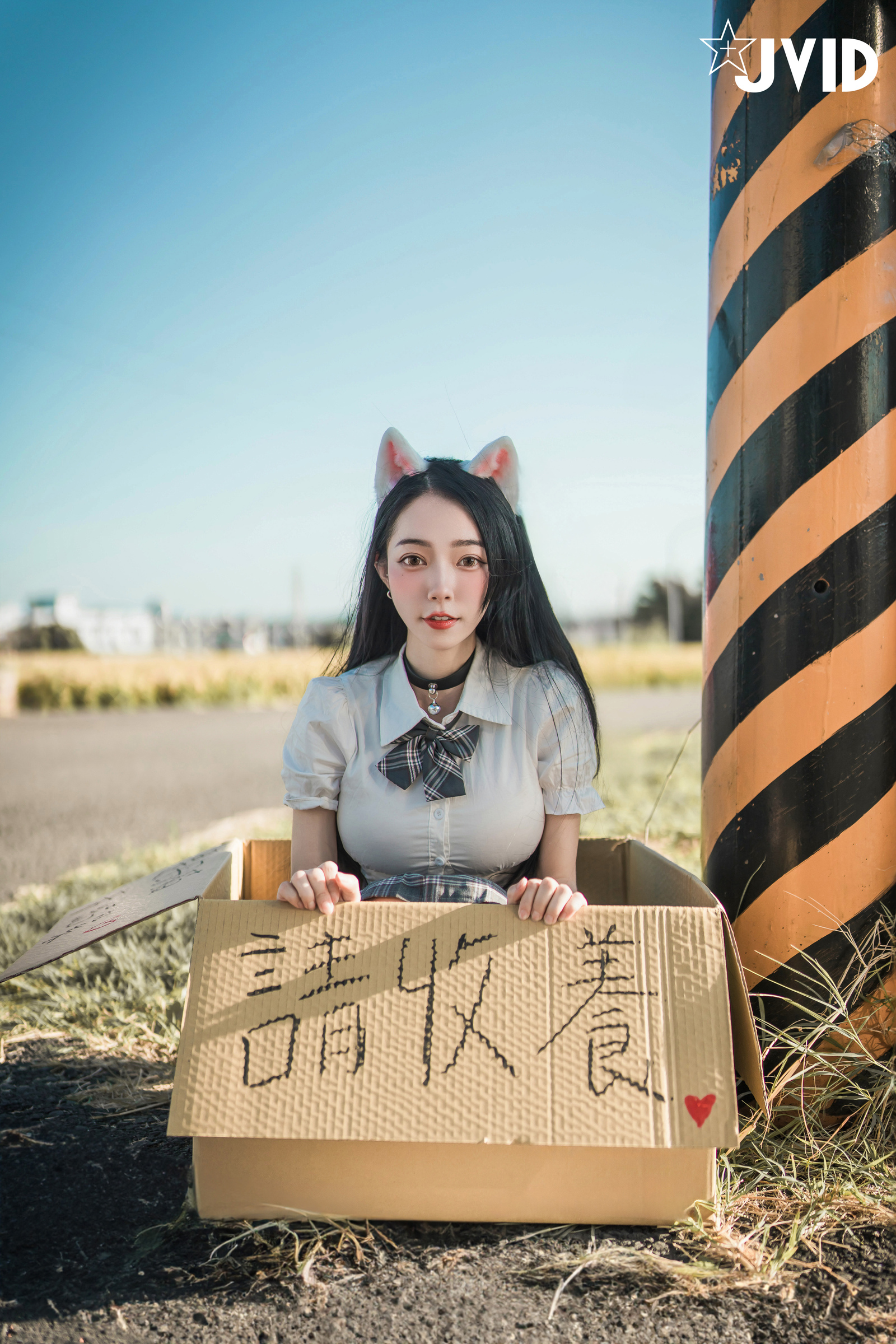[JVID] 飄飄哥 – 貓咪收養手冊😺巨乳人形貓 女神飄飄🔞