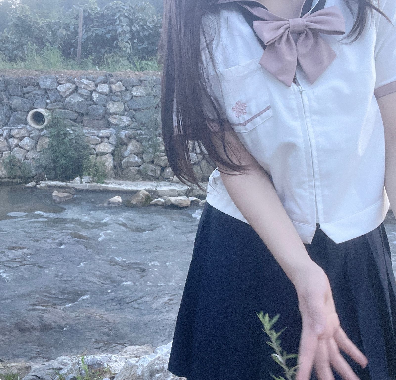 小坦克型女大学： 户外露出 漂亮学生妹私下极度反差 性瘾小母狗