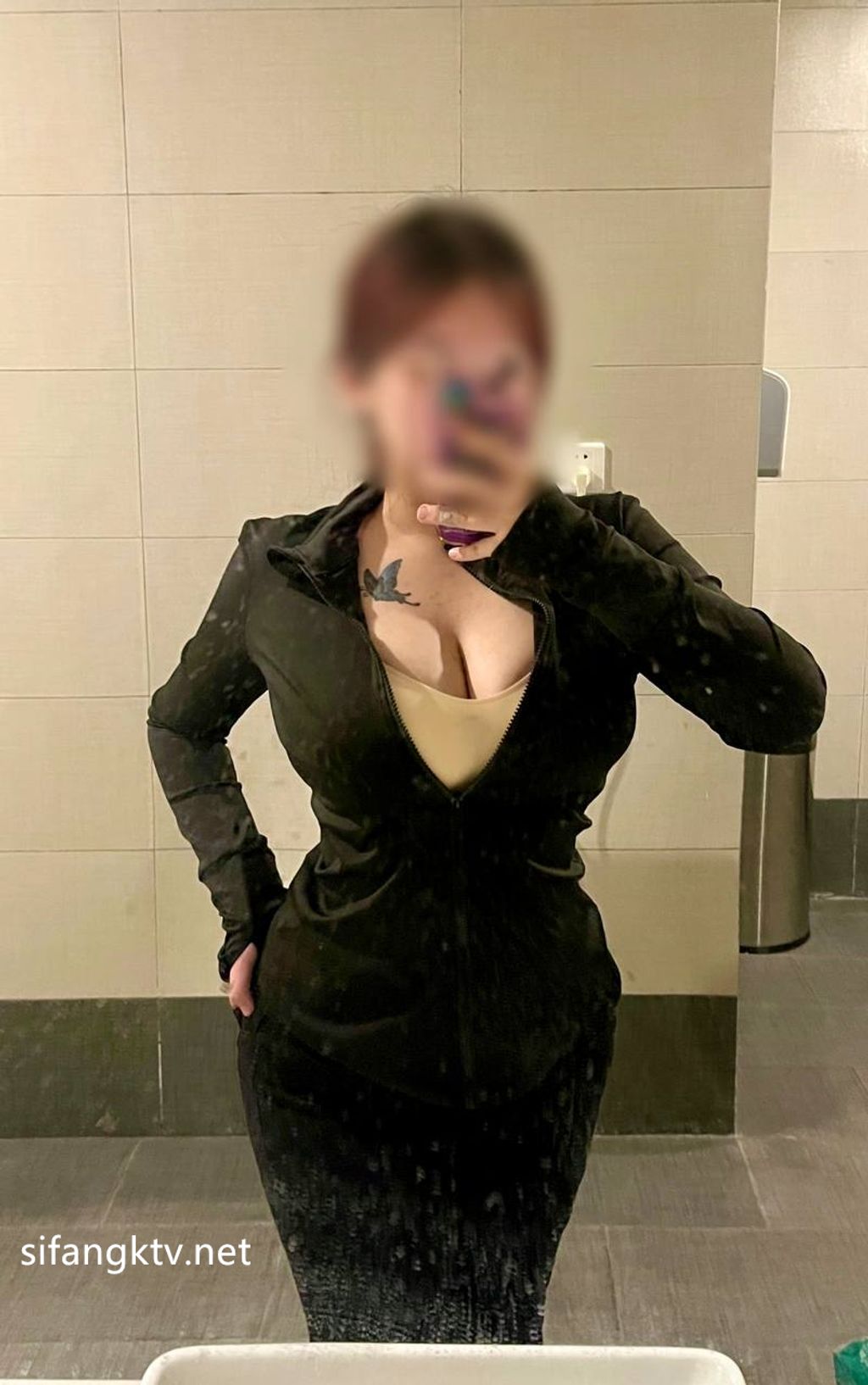 [OtherXXX] Mico板烧鸭鸭： X高价福利视频写真
