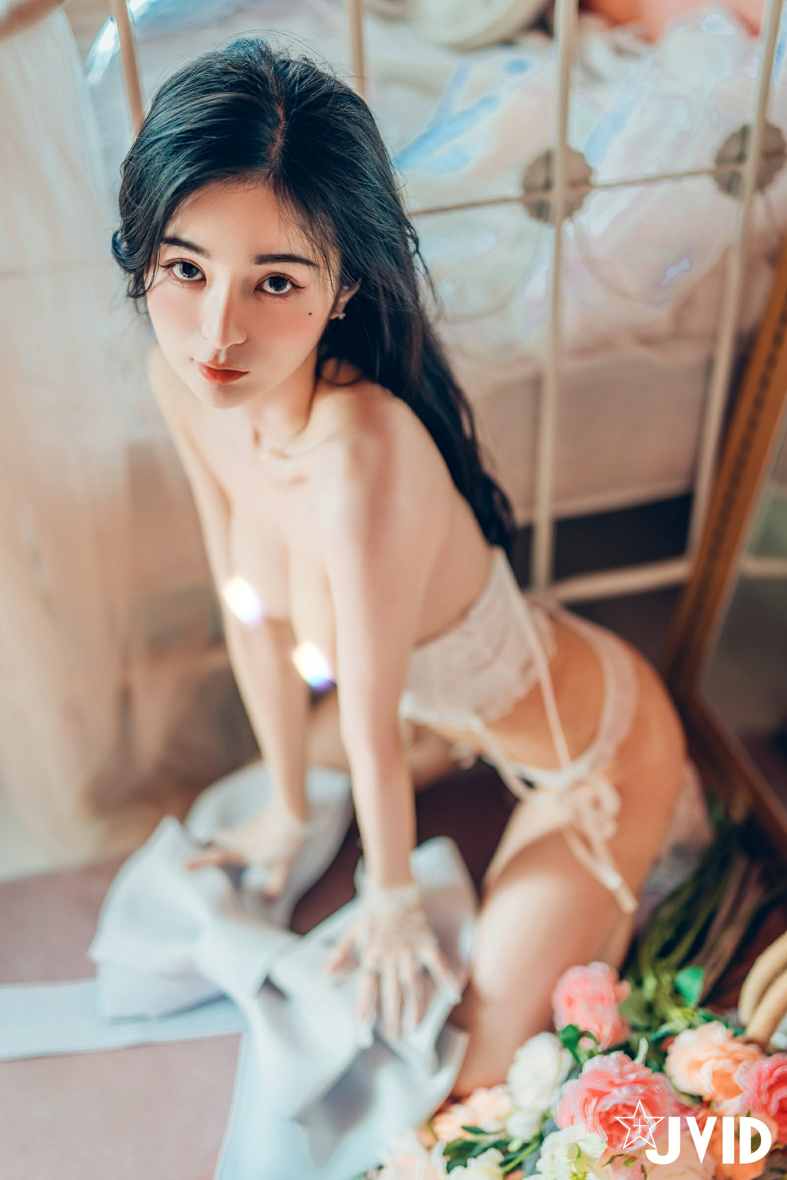 [JVID] 辰辰 – 巨乳嬌妻