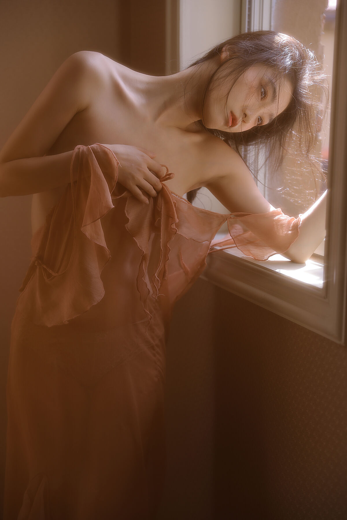 YiTuYu艺图语 Vol.10523 Guo Rong Di Hai Jiao
