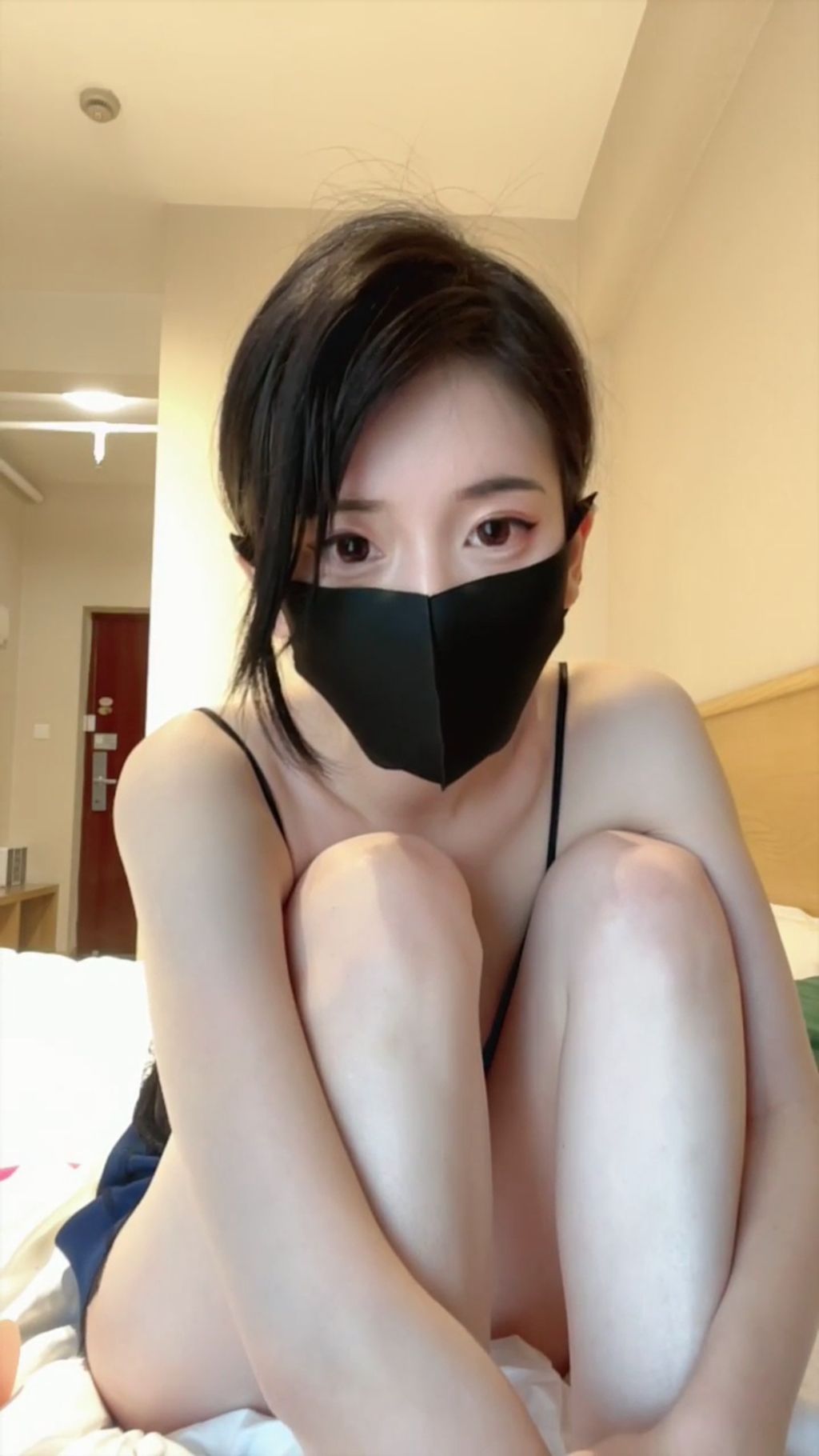 车模莓莓: 车模下海 完美身材全尺度私拍 19 车模莓莓: 车模下海 完美身材全尺度私拍