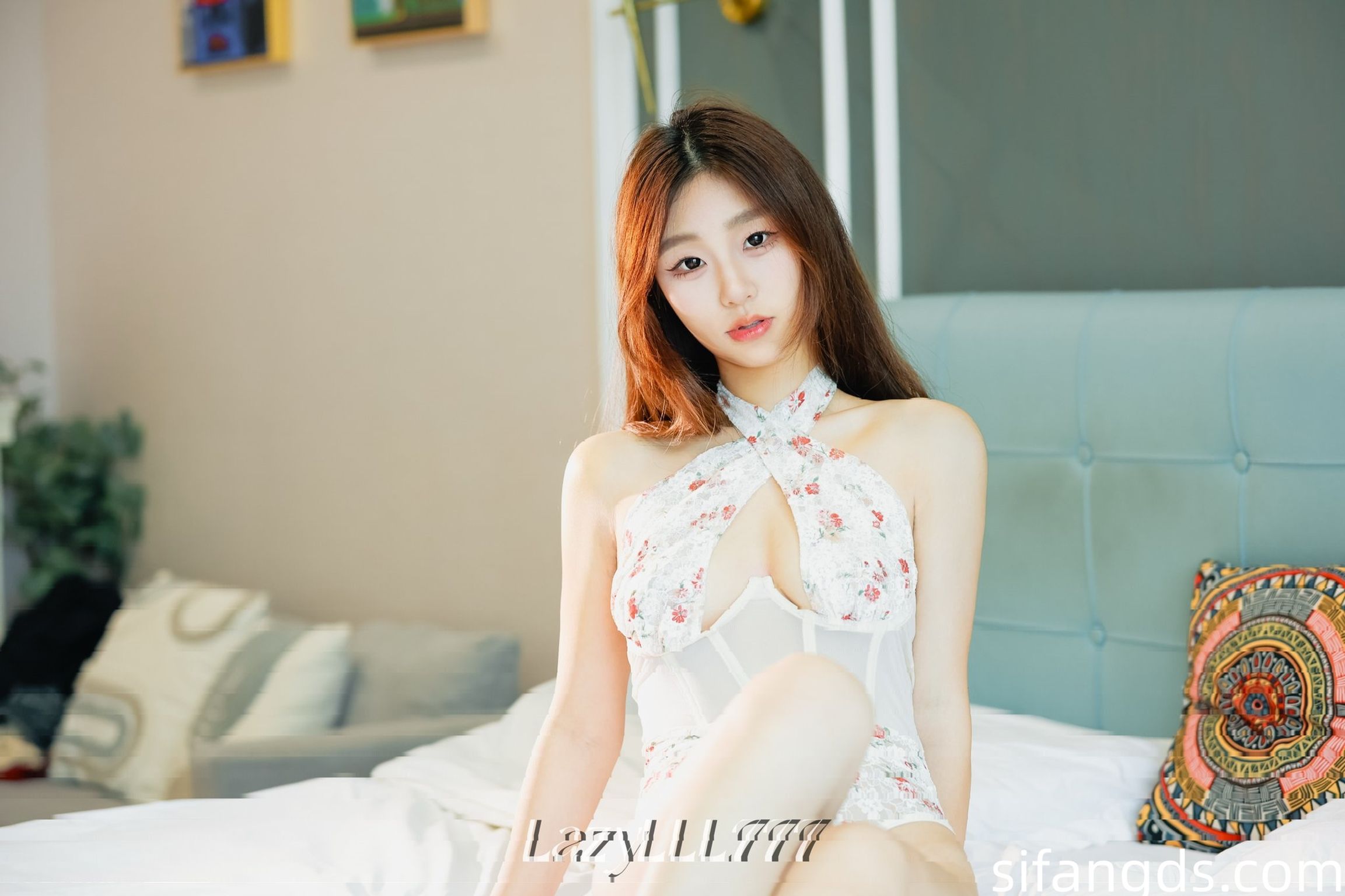 [OtherXXX] LazyLLL777(阿七)： 网红摄影师 全尺度唯美私拍