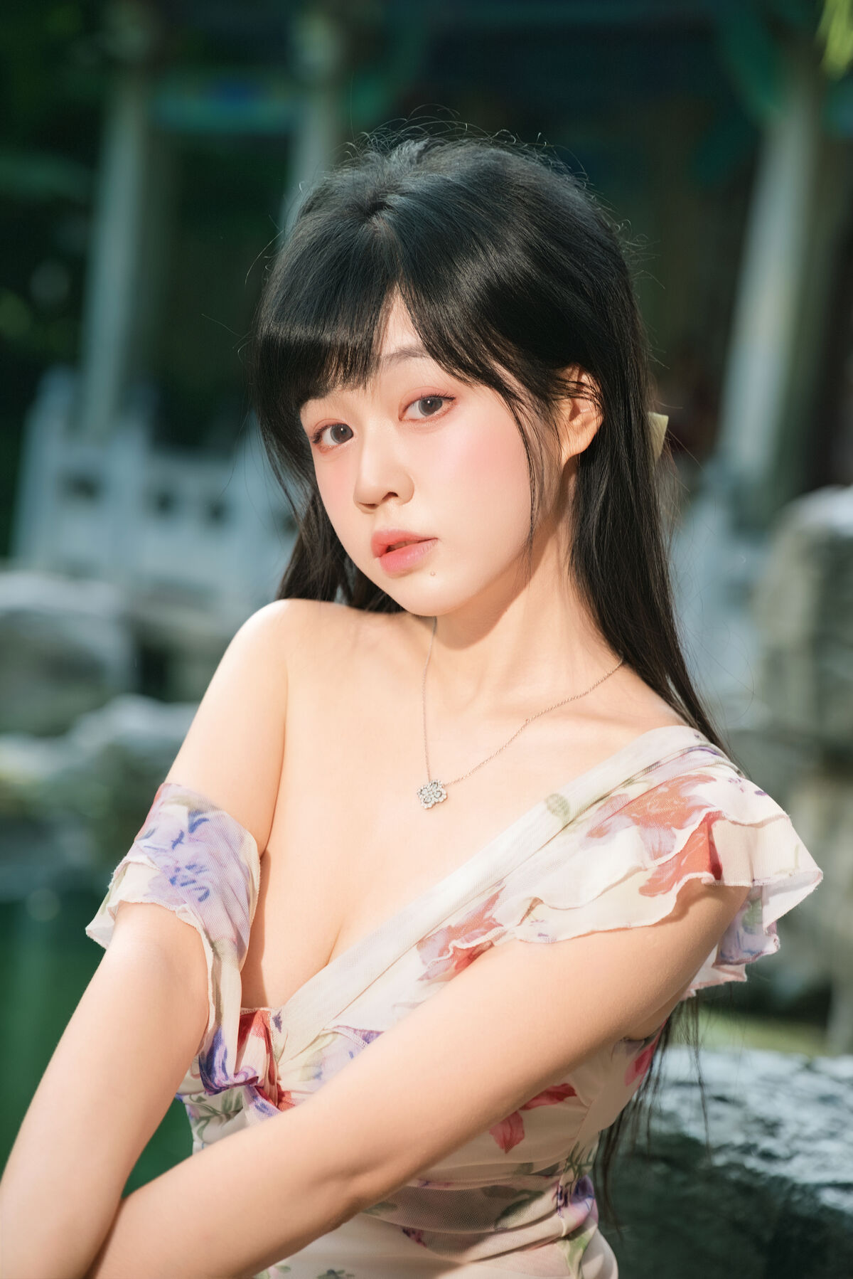 YiTuYu艺图语 Vol.10422 Yi Ming