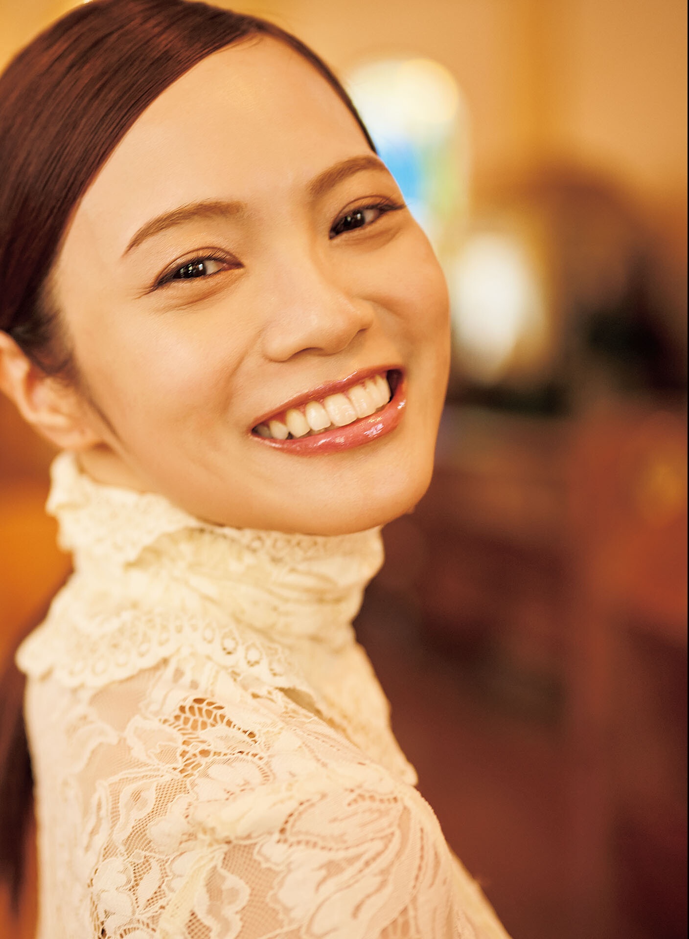 [Photobook] 宮田愛萌 Lilas【DMM限定アザーカット付き版】