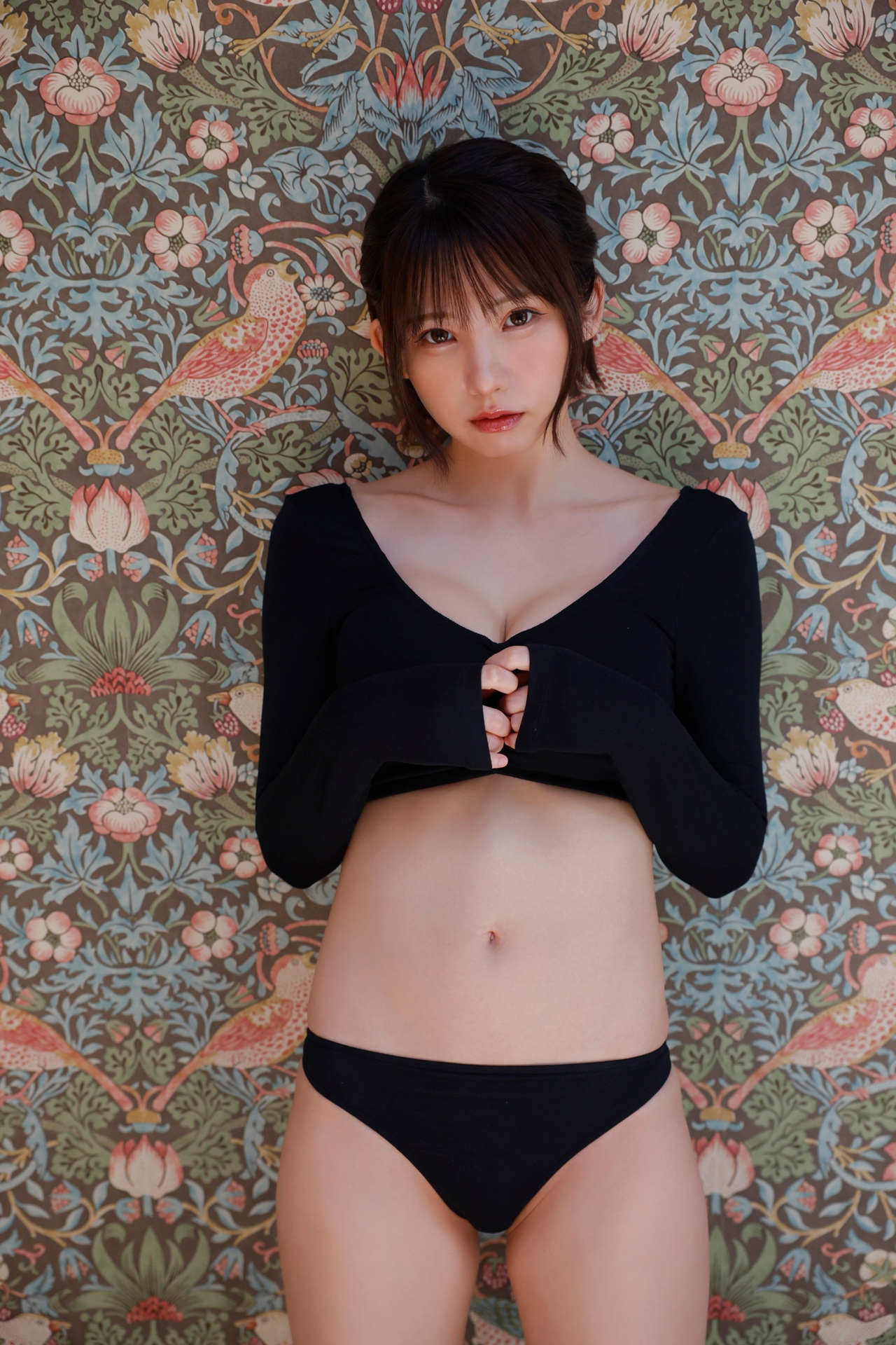 [Photobook] えなこ ヤングガンガンデジタル限定写真集「くぎ付け」
