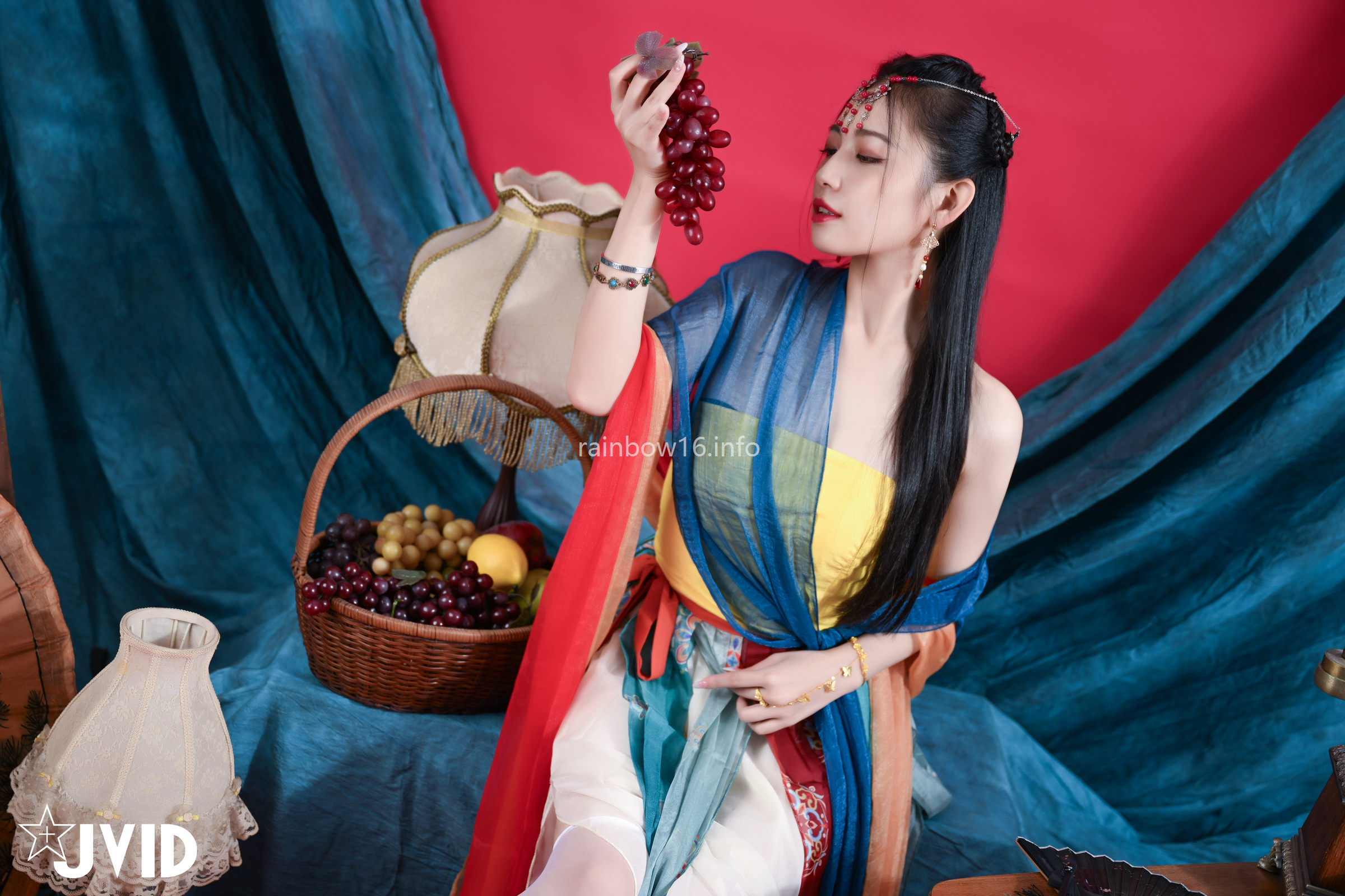 [JVID] 夏暮光 – 女神暮光敦煌風格造型服飾首度嘗試,飛越天際穿梭時空與你來場空前未有的愛戀滋味～