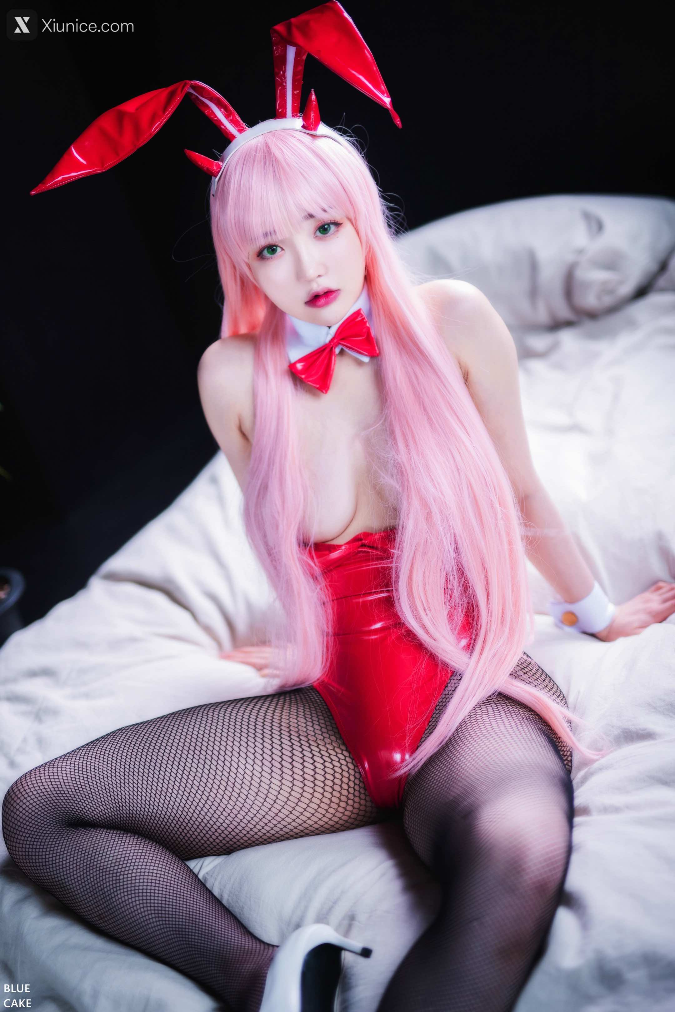 BLUECAKE Son Ye-Eun (손예은) – IN THE SEXXY 002 4K