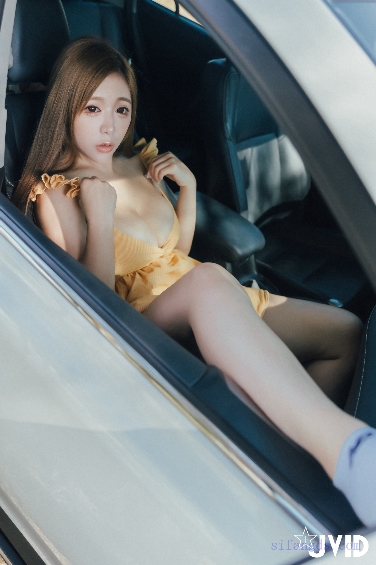 [JVID] 本壘奈 – 我與本壘奈在車內劇烈搖晃體驗極致快感!!!!!