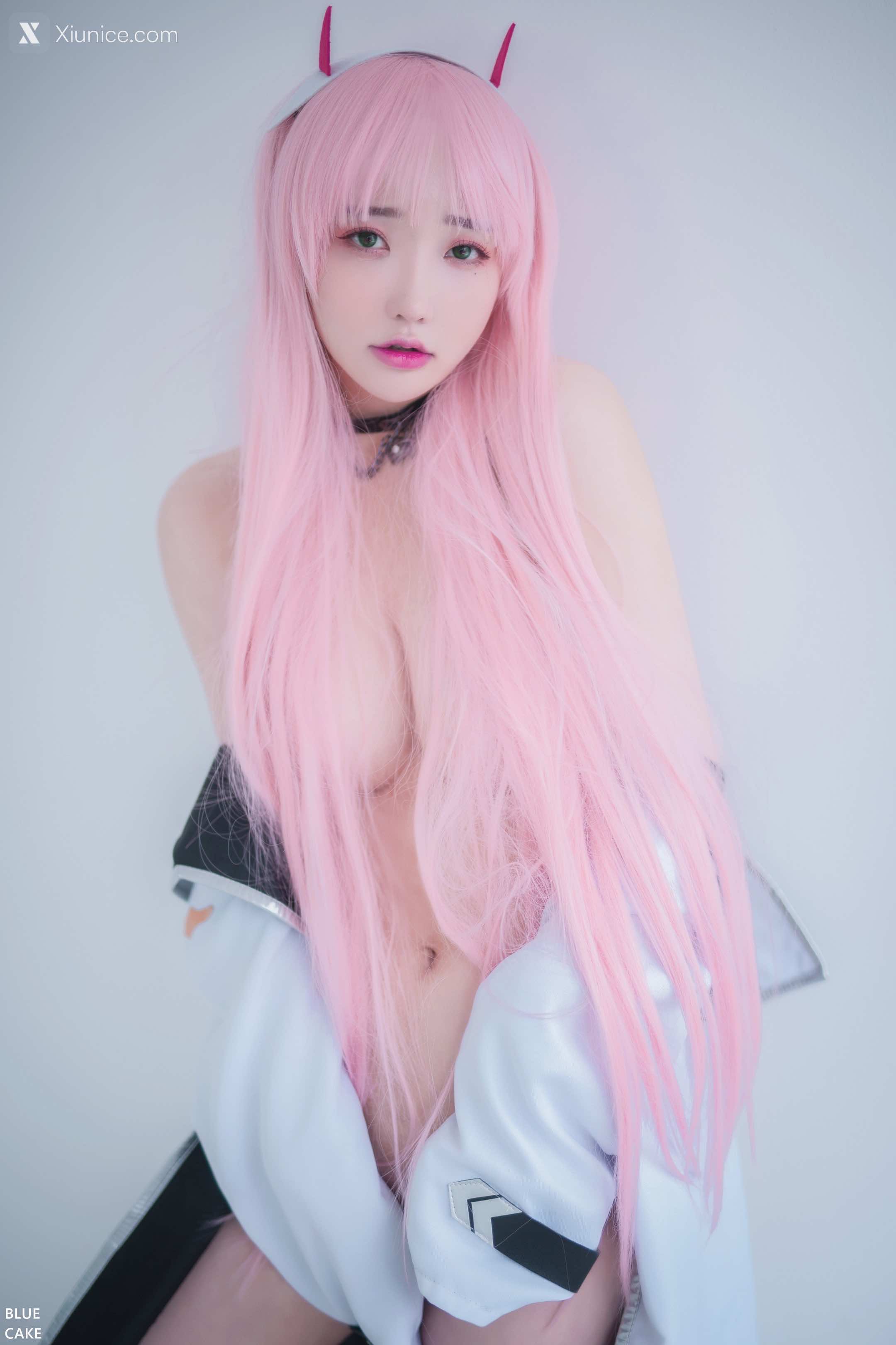 BLUECAKE Son Ye-Eun (손예은) – IN THE SEXXY 002 4K