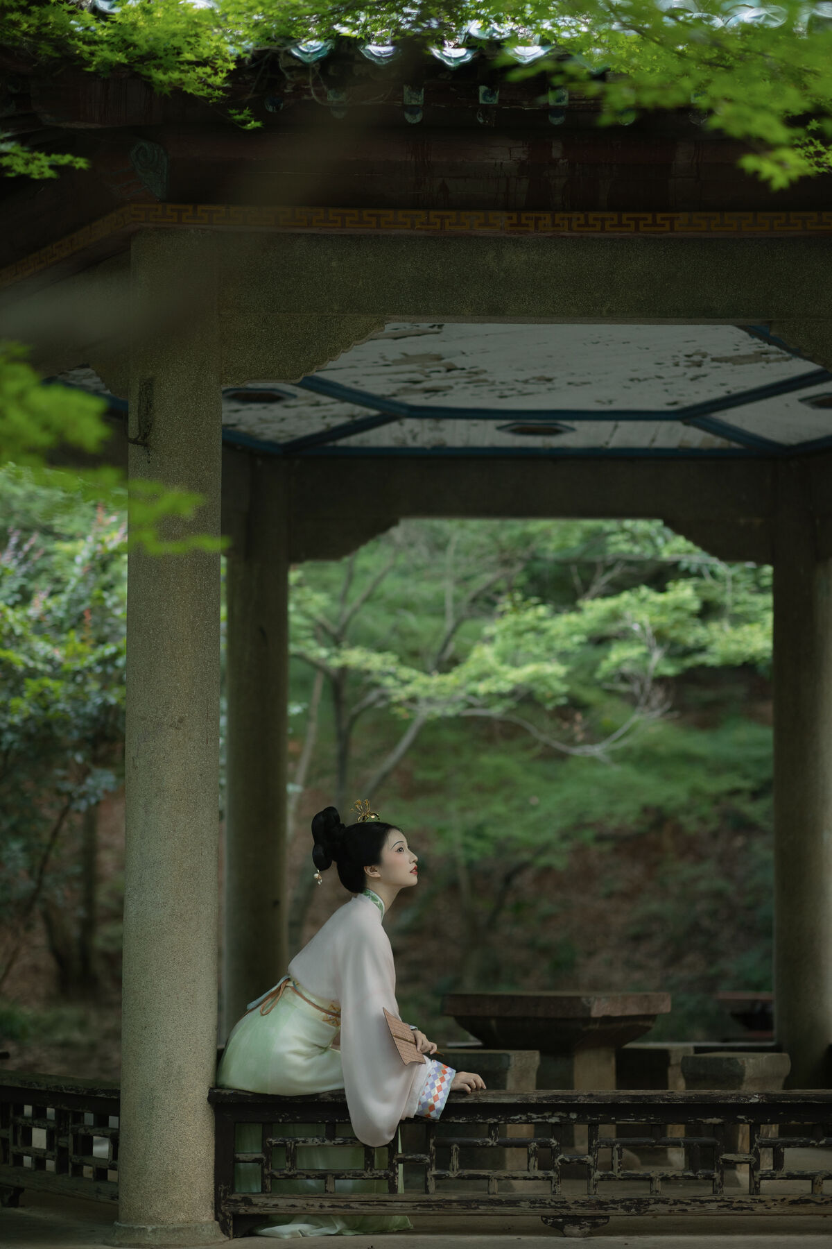 YiTuYu艺图语 Vol.10483 Qi E Rong Rong
