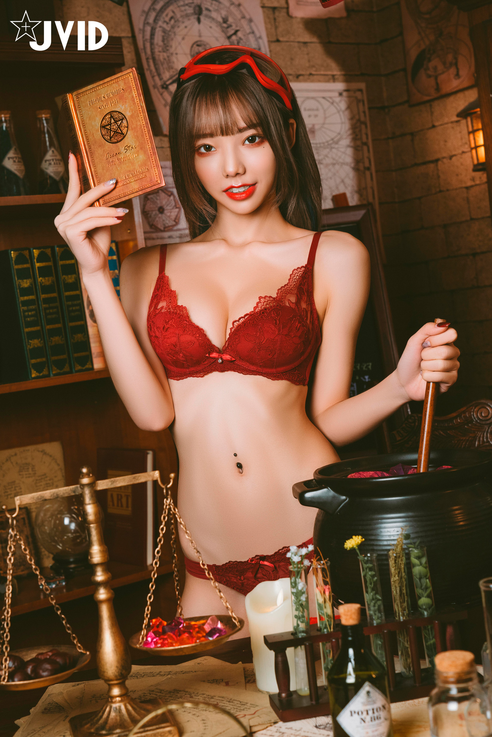 [JVID] 楚楚 – 奇妙冒險