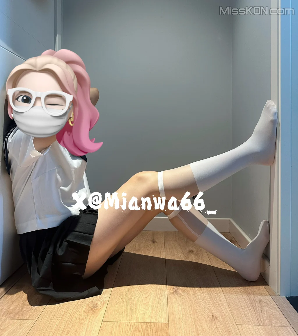 女友棉袜： X人气大神娇妻 瑜伽裤白袜