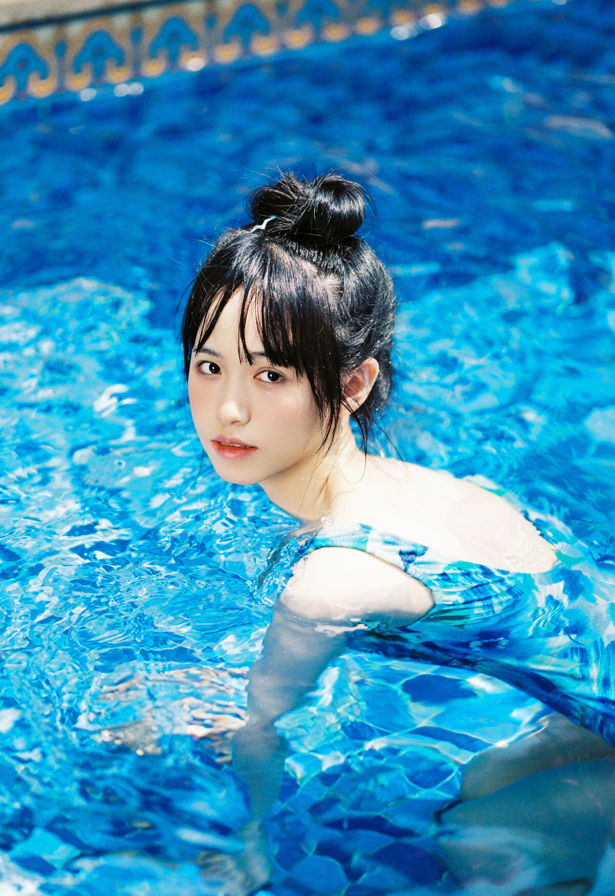YiTuYu艺图语 Vol.10351 Kua Lie Su Su