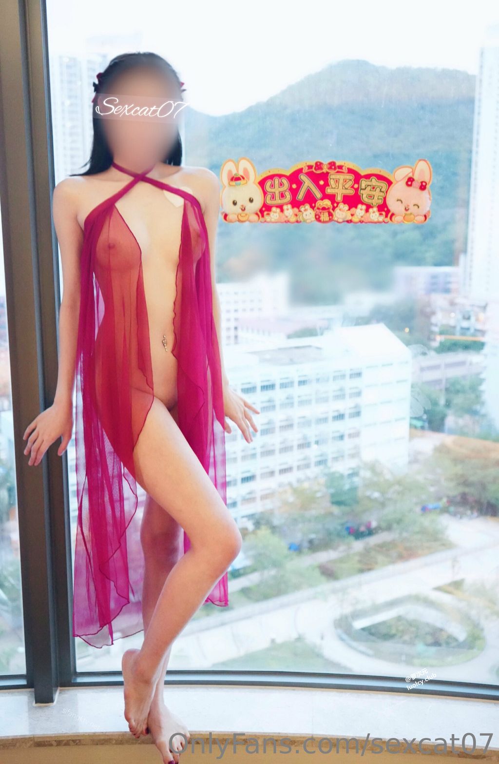 [OtherXXX] Sexcat(性感的猫)： OF究极绿帽骚妻 健身室大乱交混战