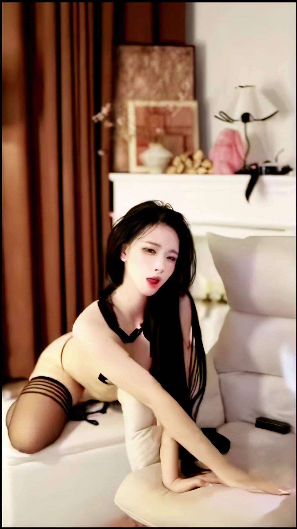 阿美: 虎牙美女主播 妩媚性感裸舞道具自慰合集 28 阿美: 虎牙美女主播 妩媚性感裸舞道具自慰合集