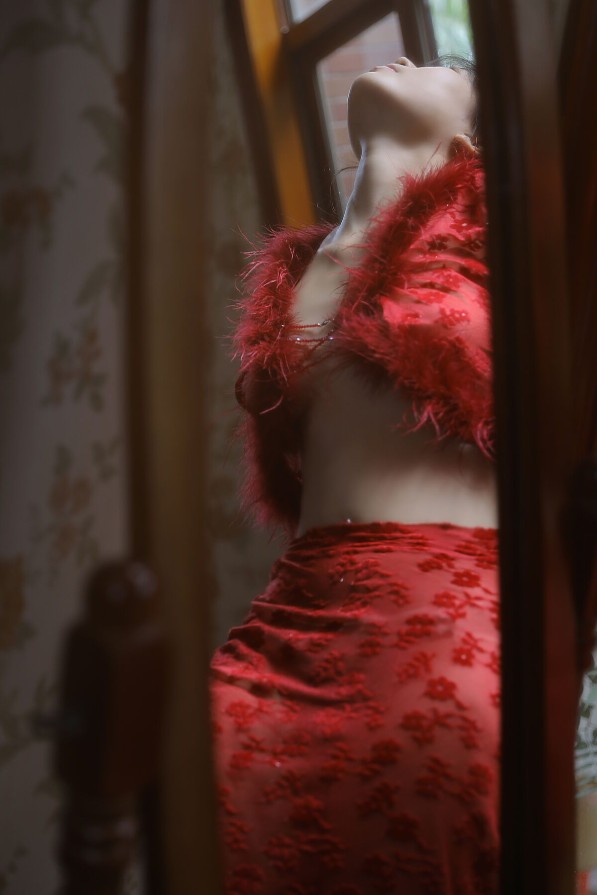 YiTuYu艺图语 Vol.10247 Qiao Ke Li He Da Hua Jia