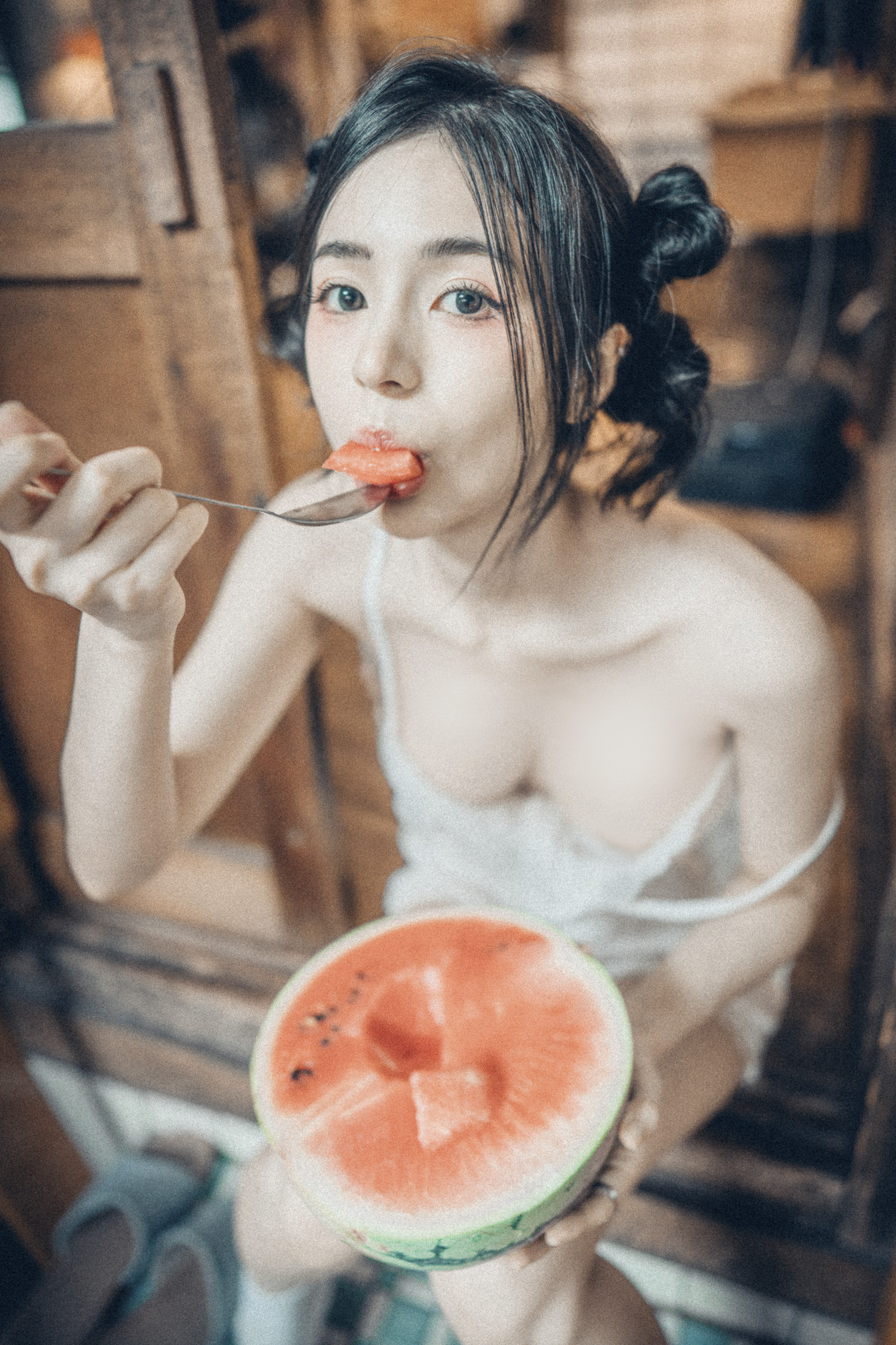 [JVID] 辰辰 – 生日最大尺度呈现-实体写真电子版