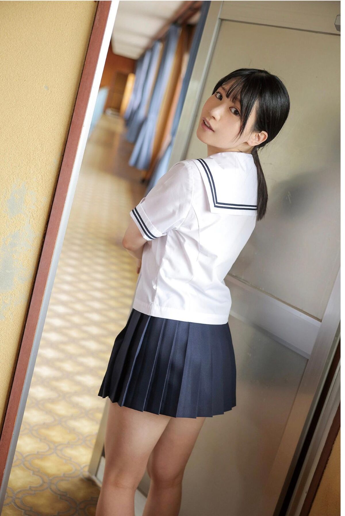 Aizuki Himari 逢月ひまり - Classmate 同級生 Part01