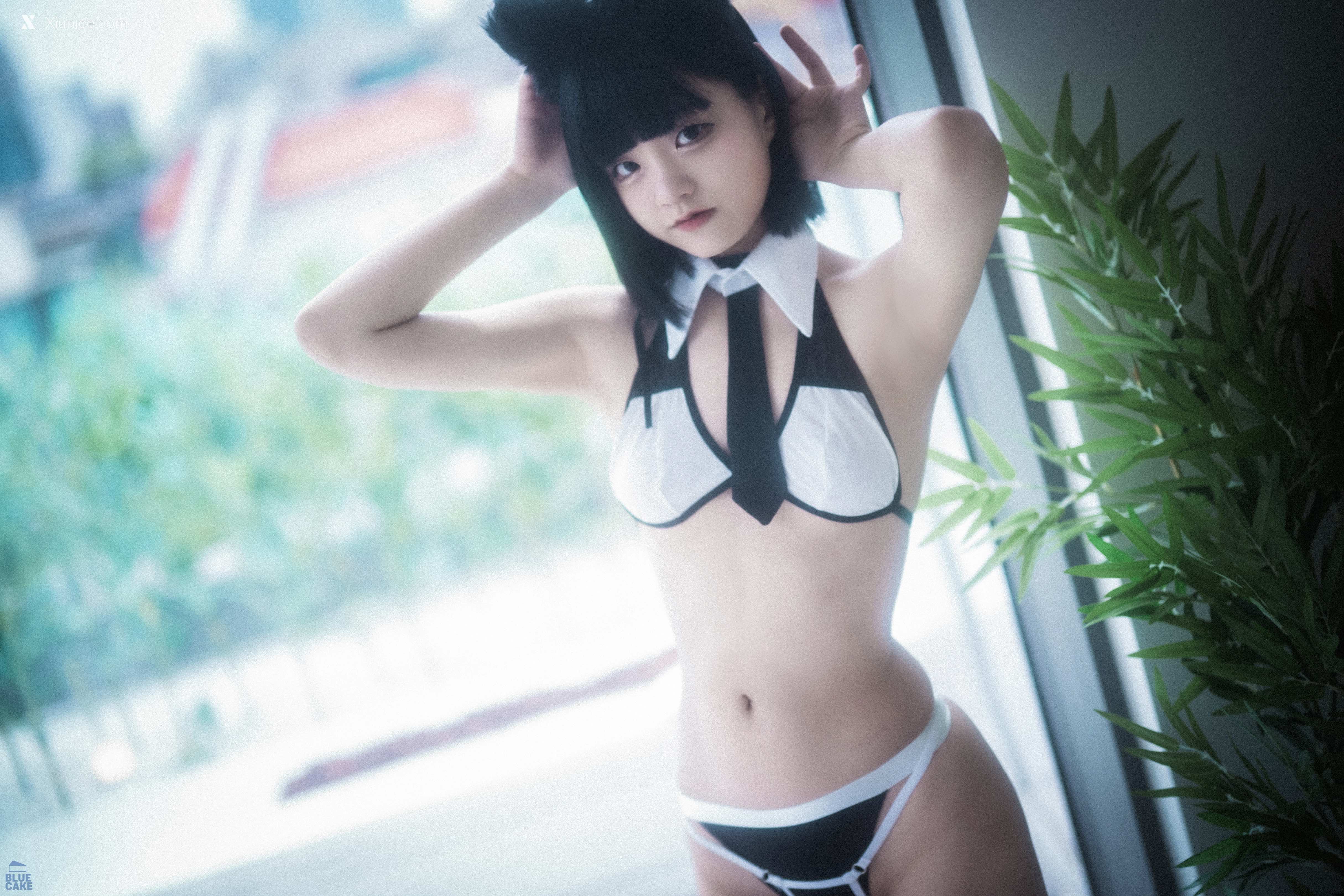 BLUECAKE Jeong Jenny (정제니) – Meow 4K