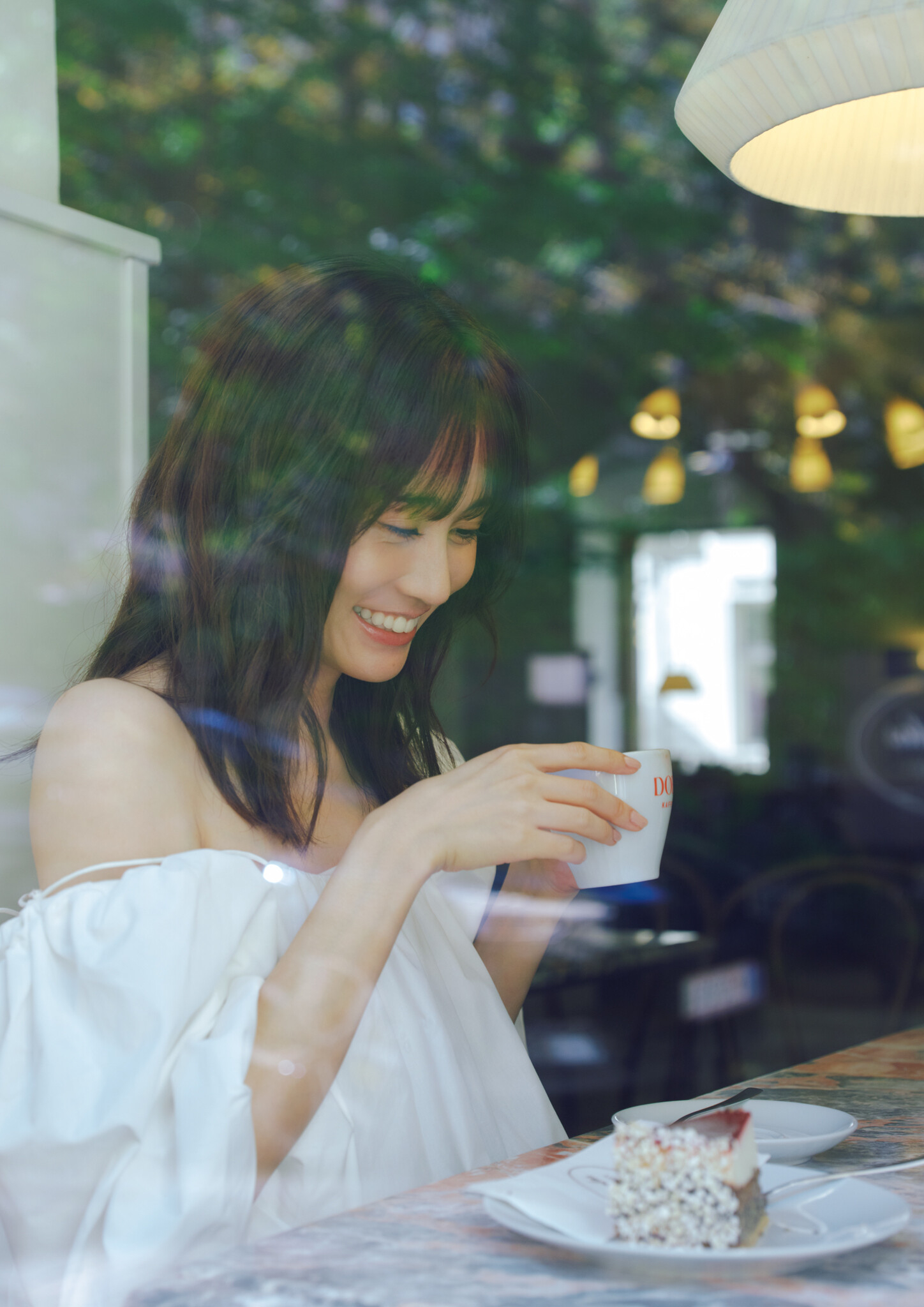 [Photobook] Maeda Atsuko (ex-AKB48) 6th Photobook 前田敦子写真集 - Beste