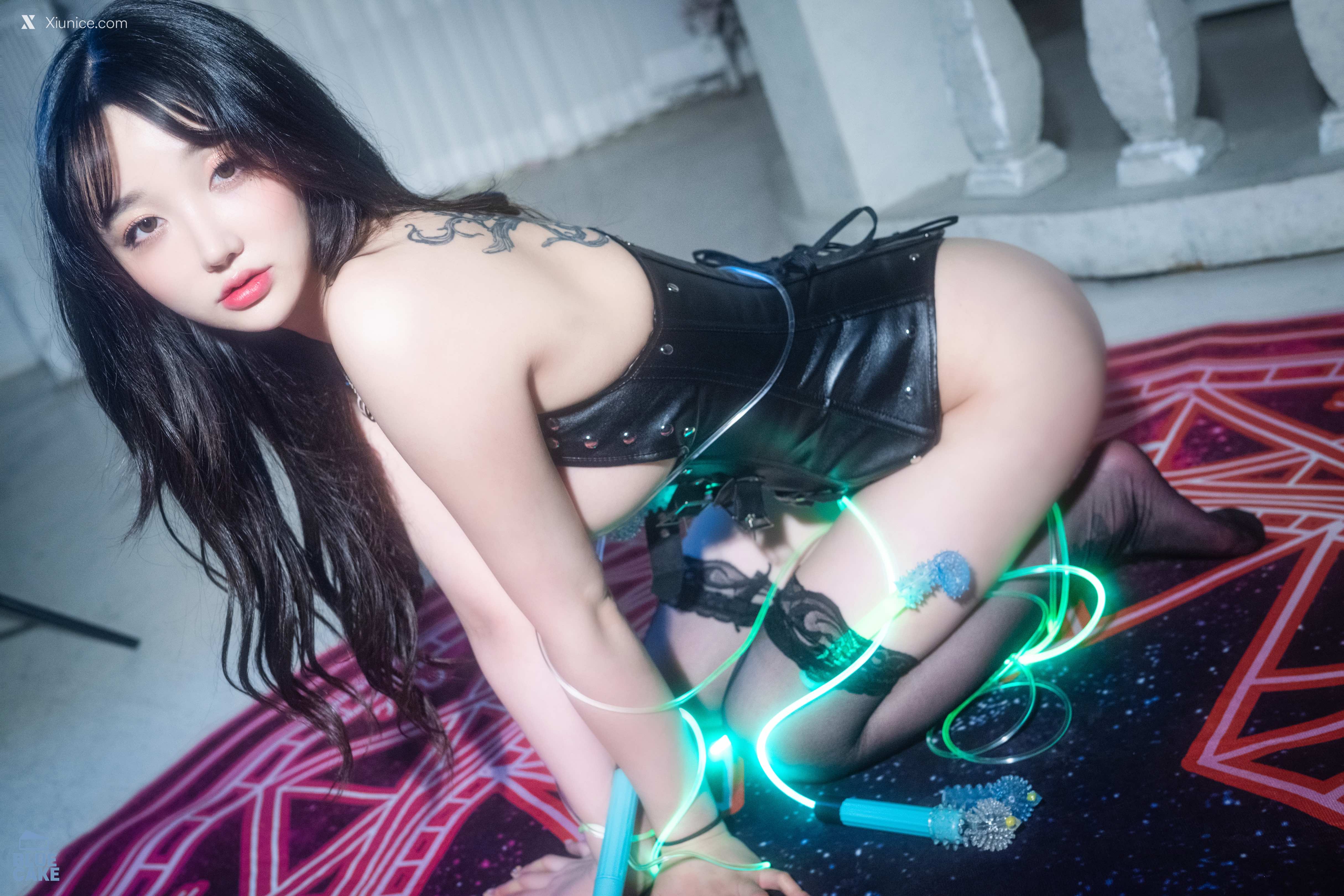 BLUECAKE Son Ye-Eun (손예은) – Tentacle Bukkake 4K