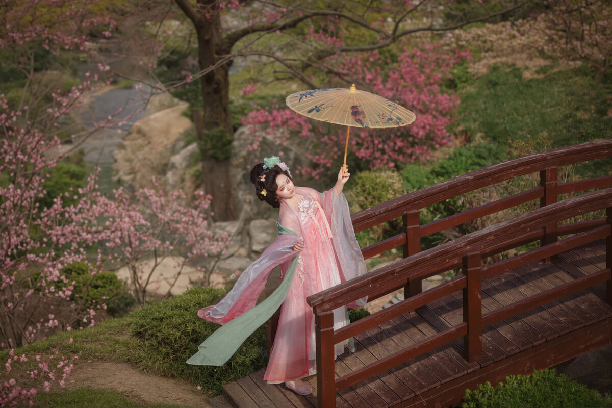 YiTuYu艺图语 Vol.10612 Liu Liu 14 YiTuYu艺图语 Vol.10612 Liu Liu