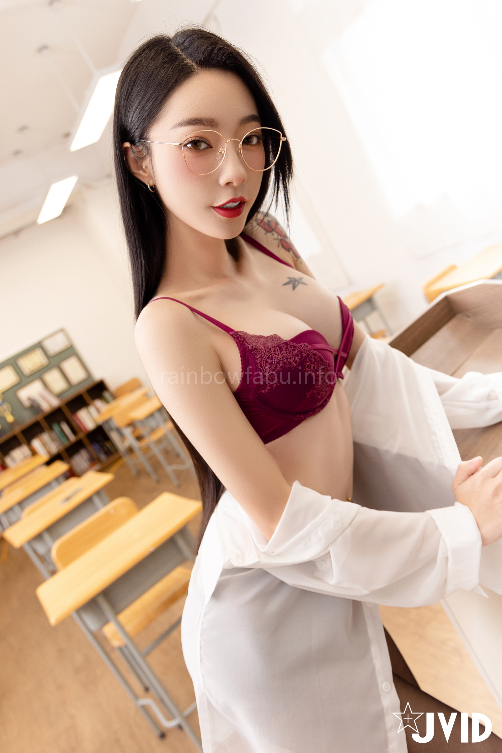 [JVID] 飄飄哥 – 超敏感ドM女教師飄飄哥緊縛調教初体験 Teacher thirst for shibari