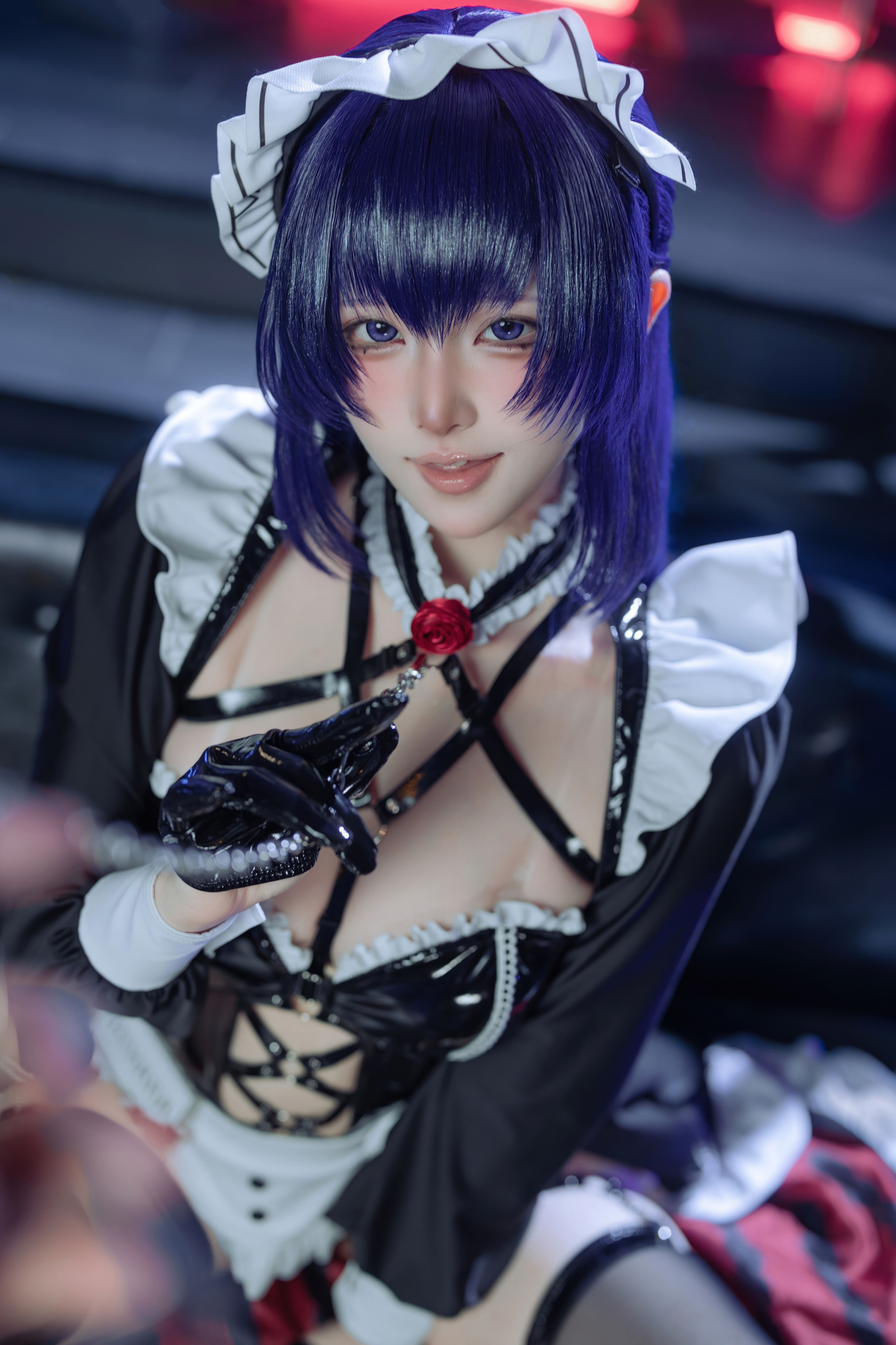 [Cosplay] 屿鱼 Nikke胜利女神 米哈拉·咖啡女仆