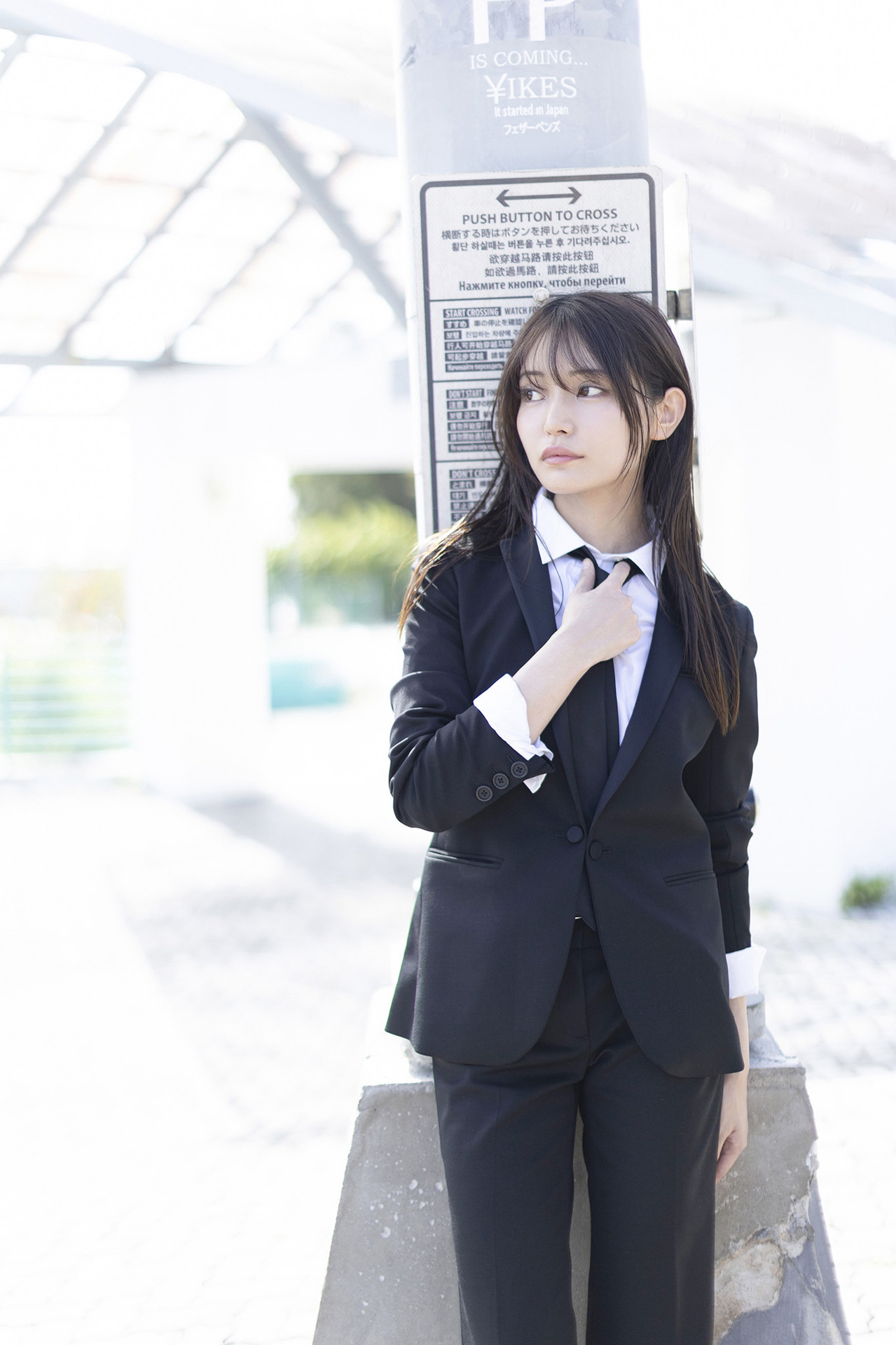[Photobook]【オールアザー版】似鳥沙也加写真集 Semicolon (Ｇテレデジタル！)