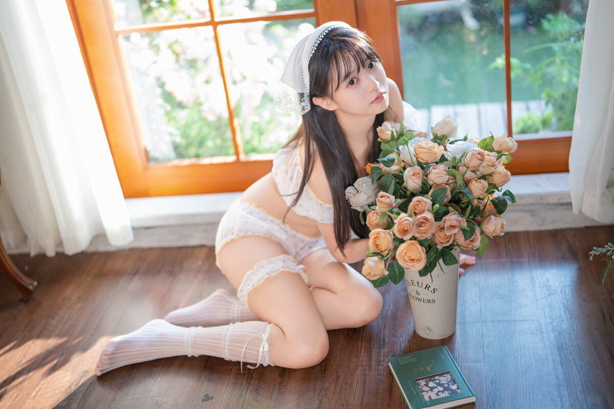 YiTuYu艺图语 Vol.10547 Xiao Yi
