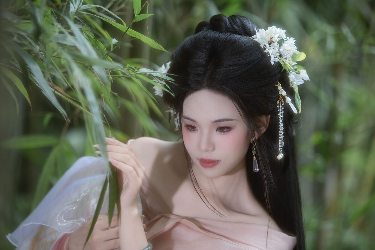 YiTuYu艺图语 Vol.10497 Yi Ming