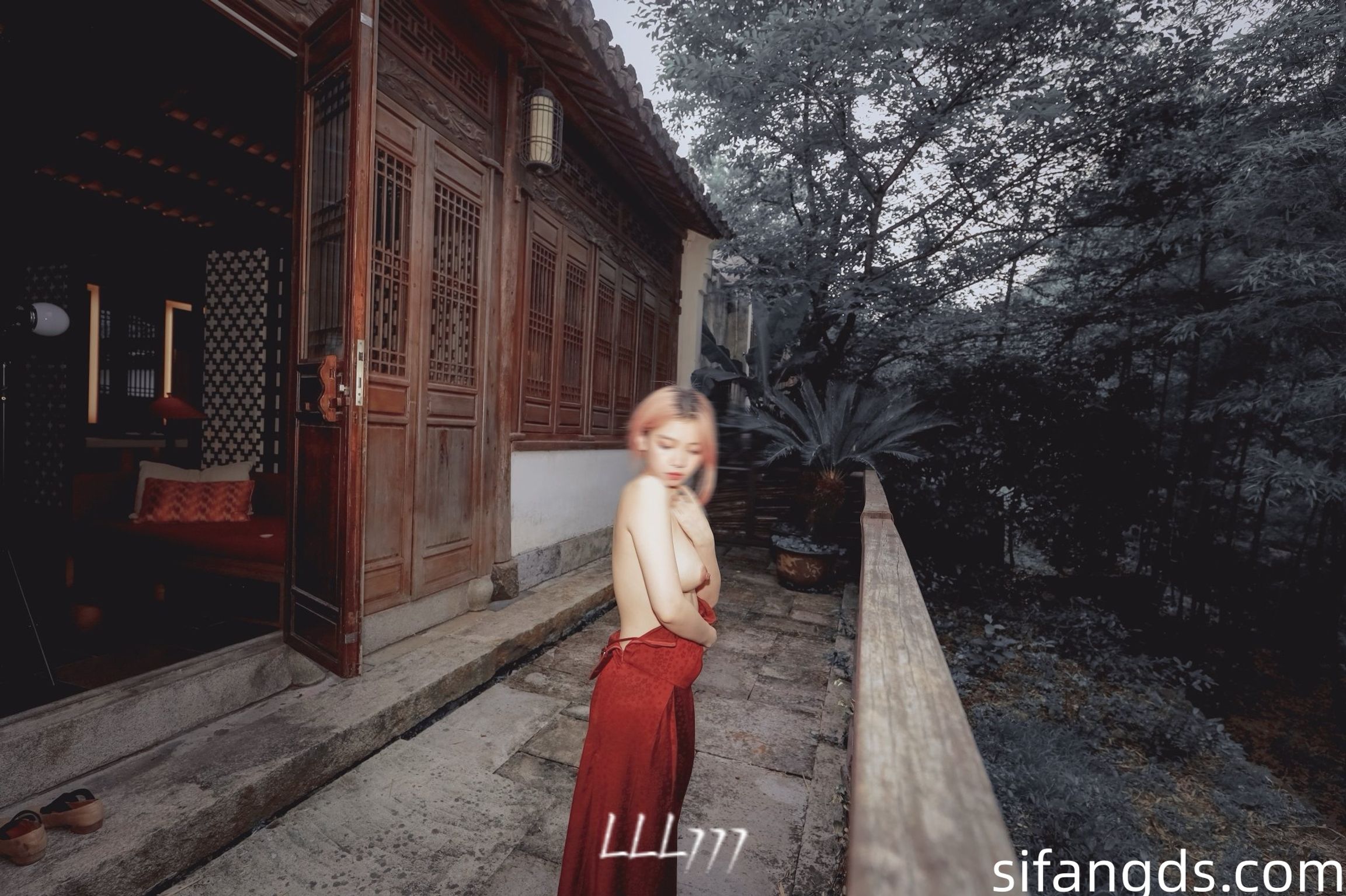 [OtherXXX] LazyLLL777(阿七)： 网红摄影师 全尺度唯美私拍
