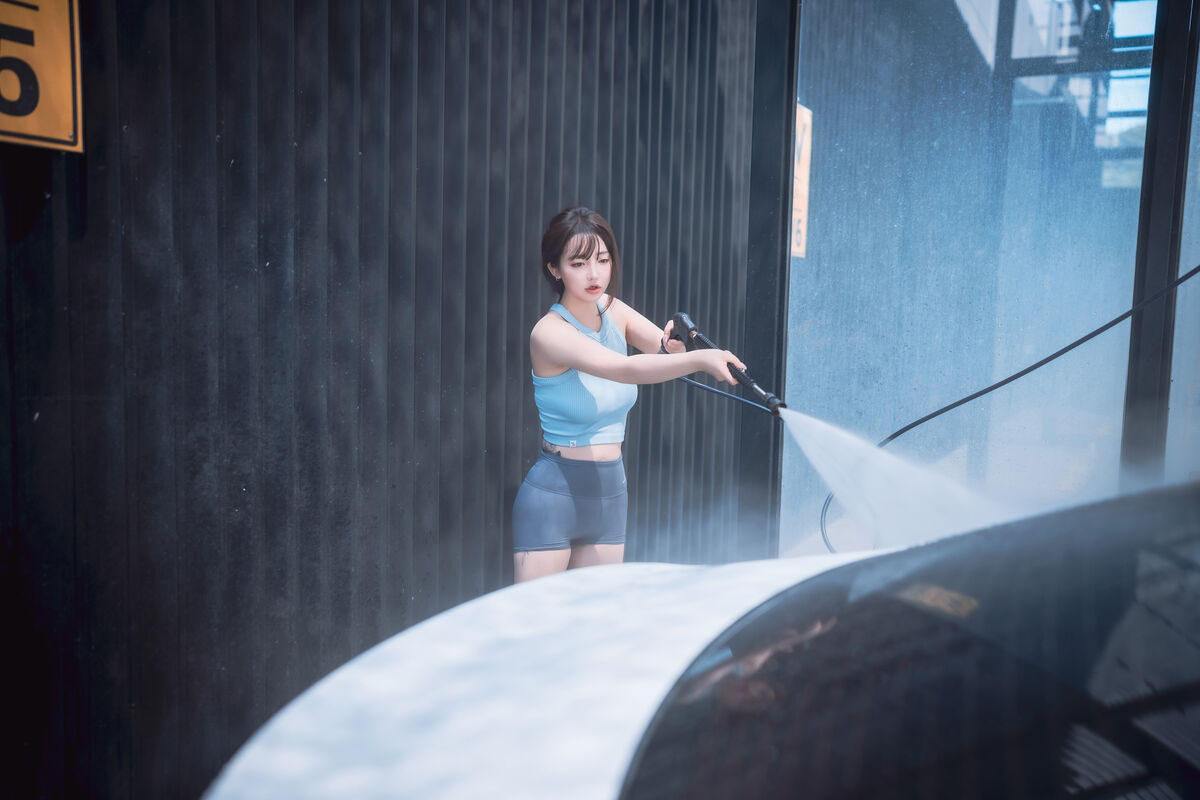 DJAWA Son Ye-Eun 손예은 - Wash My Car Part03