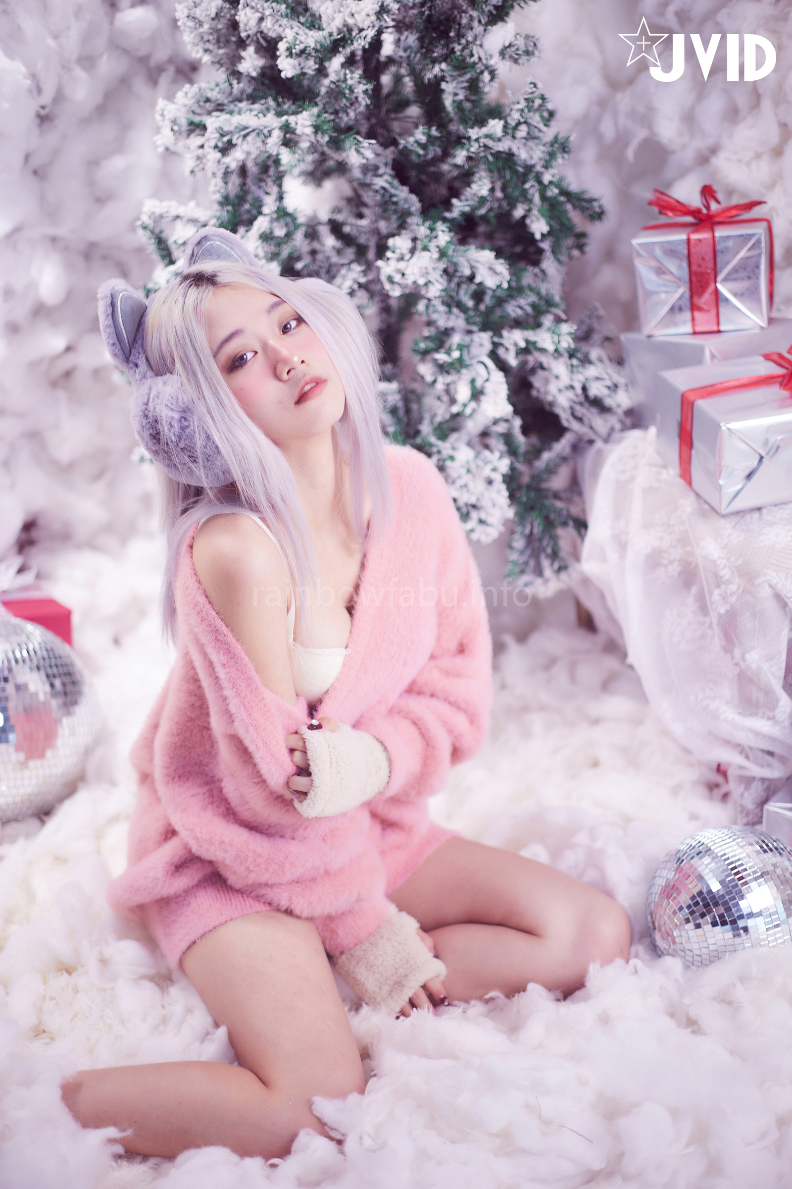 [JVID] Verna – 性感的愛死寂寞人雪女Verna陪你度過聖誕寒冬