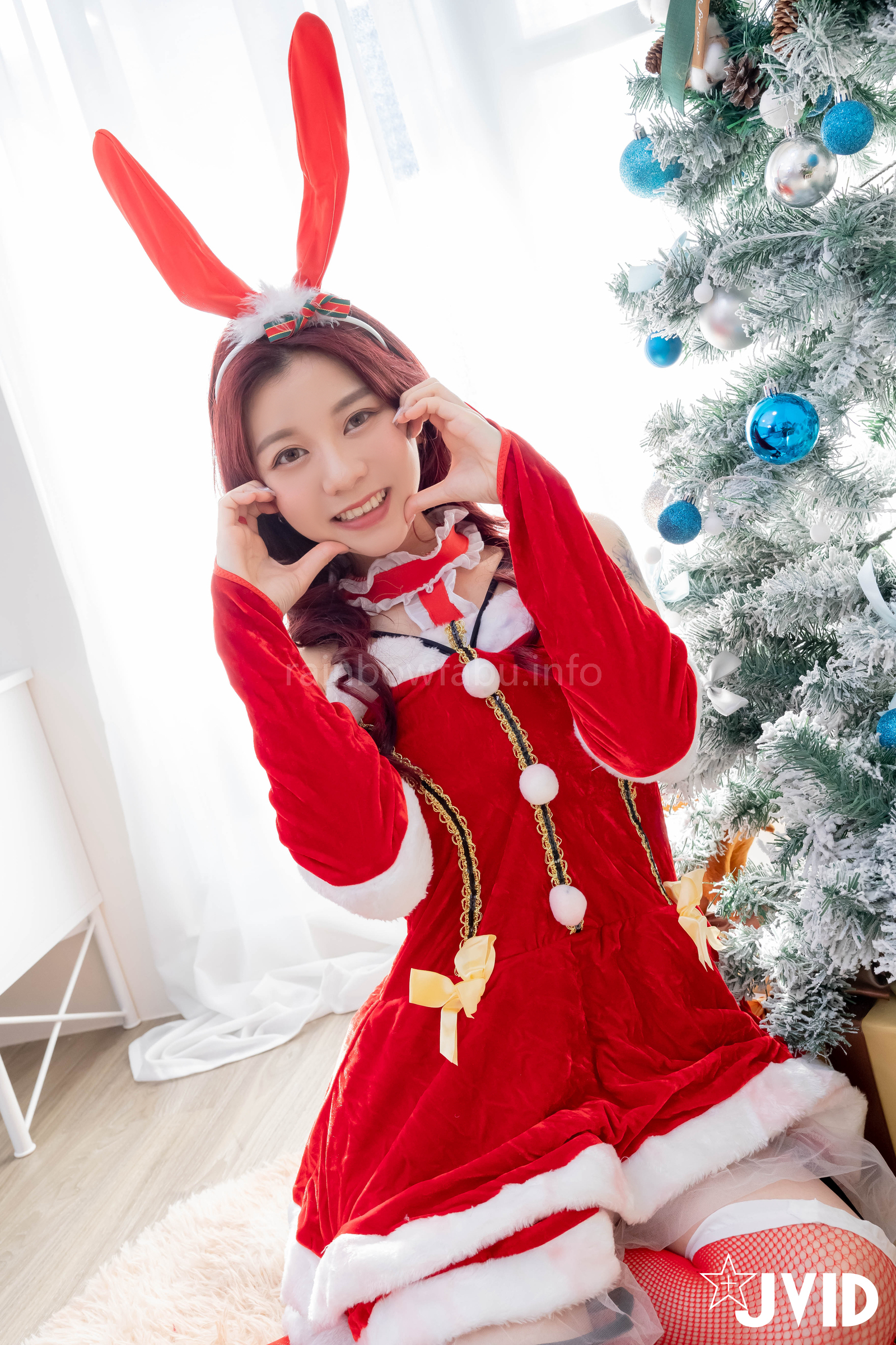 [JVID] Caroline卡洛琳 – 暗戀中的超正學妹今年的交換禮物很不一樣….💦💦
