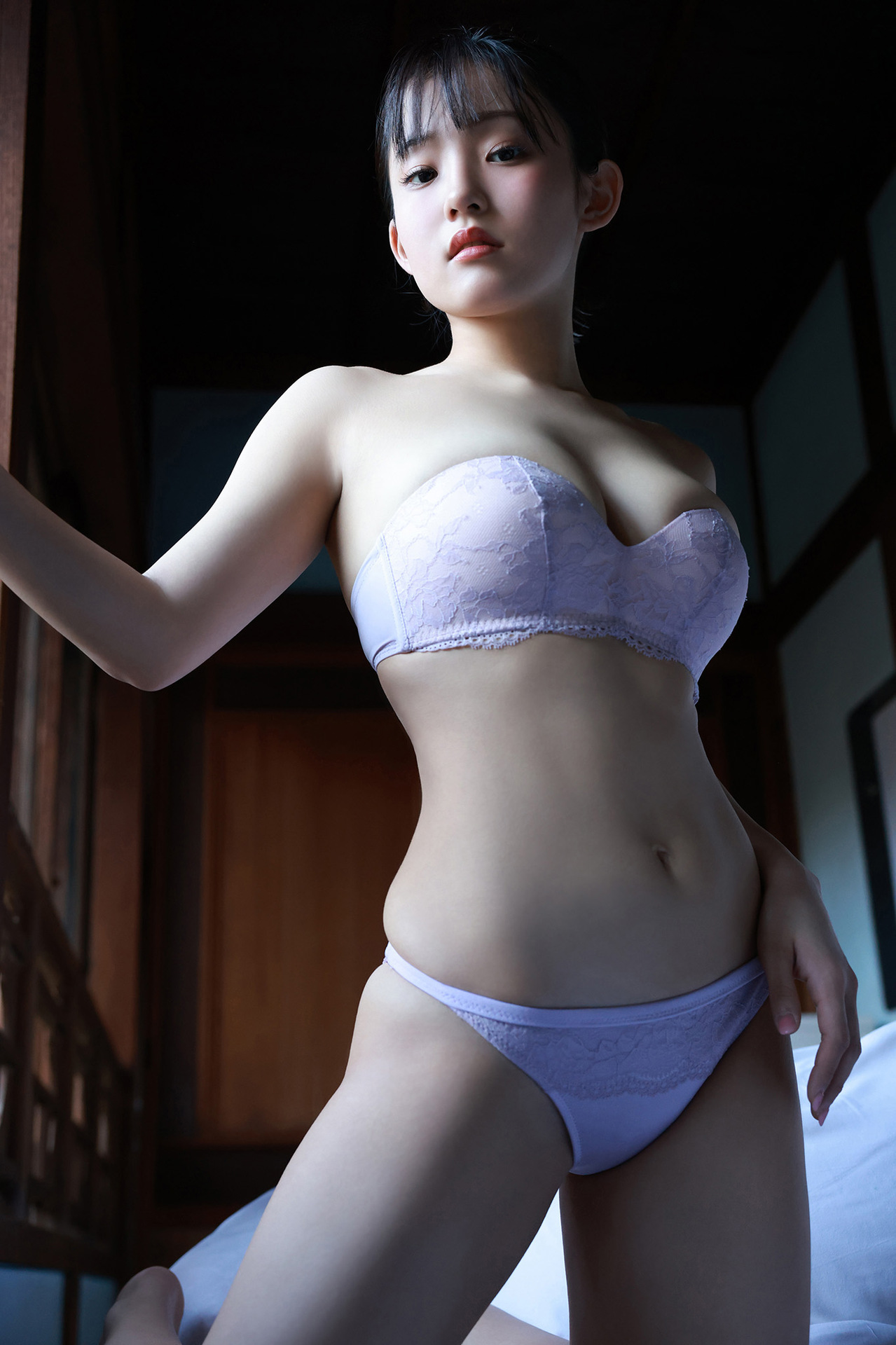 FRIDAYデジタル写真集花咲ひより「令和最強の巨乳 vol.3 完全版」