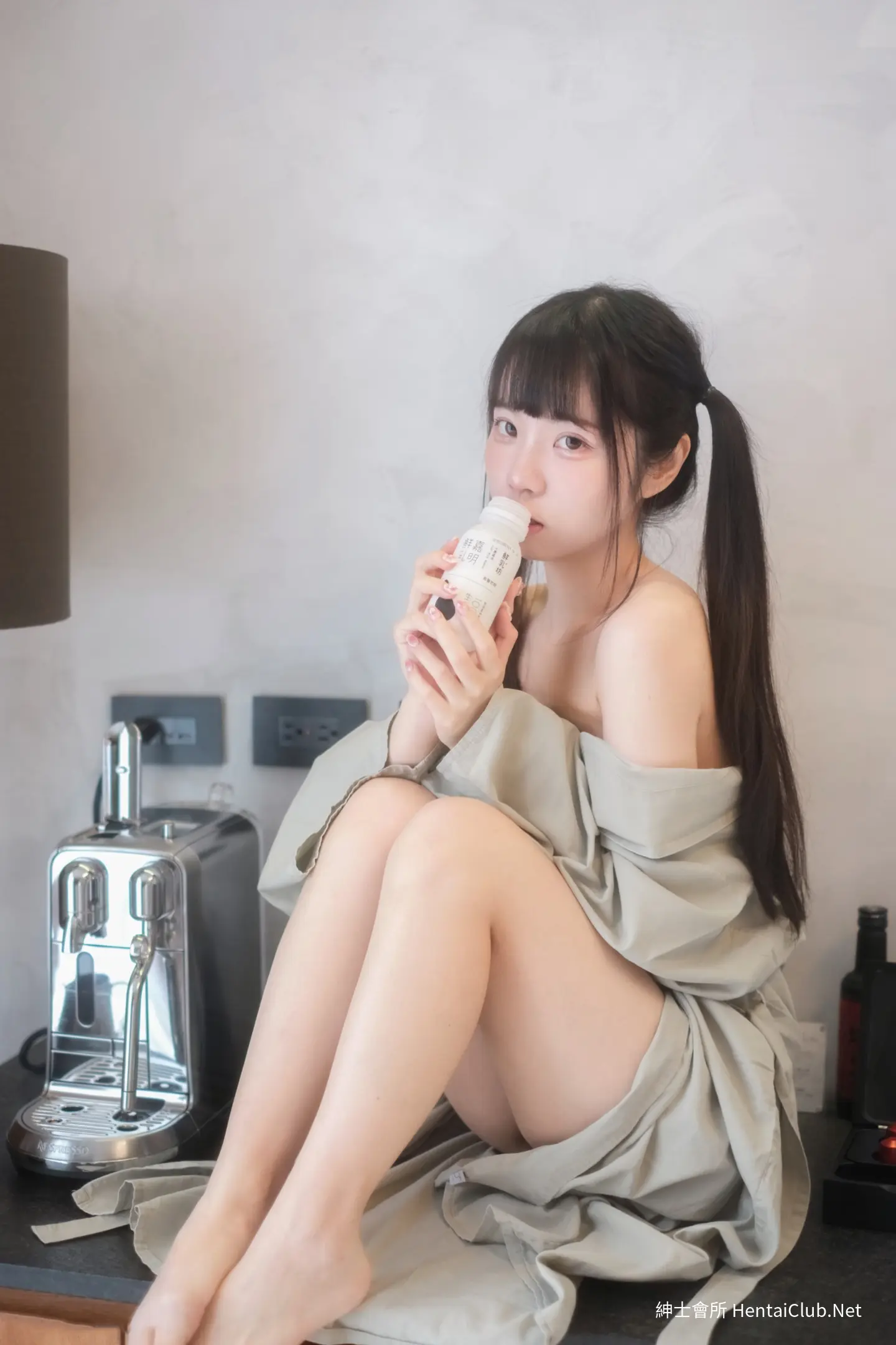 可可小白兔 在陽台做壞事的小兔兔 28 可可小白兔 在陽台做壞事的小兔兔